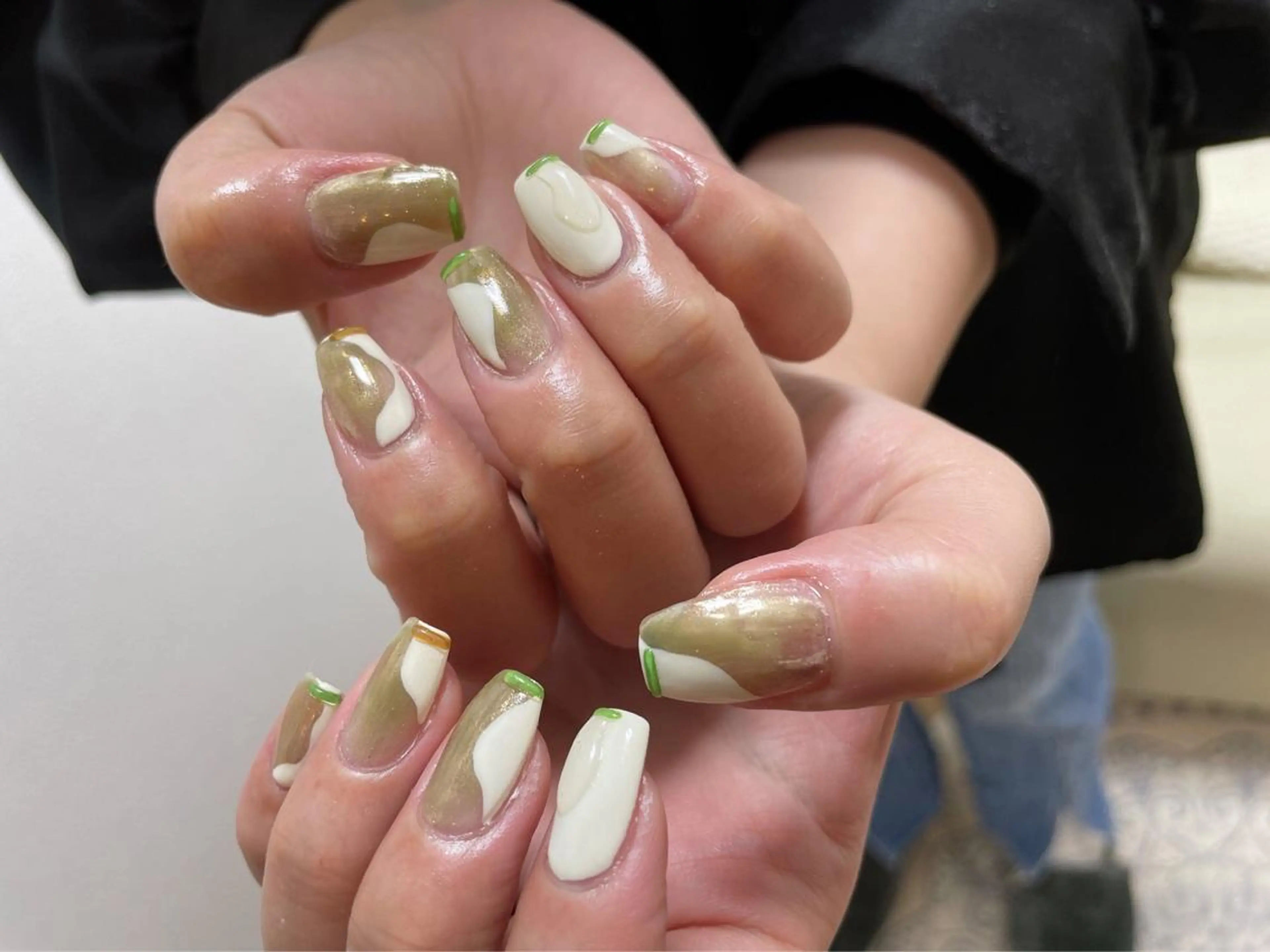 ネイル 桜ネイル フレンチネイル ジェルネイル ガラスフレンチ 韓国ネイル ハンドネイル kiki nail 二子玉川のネイルデザイン