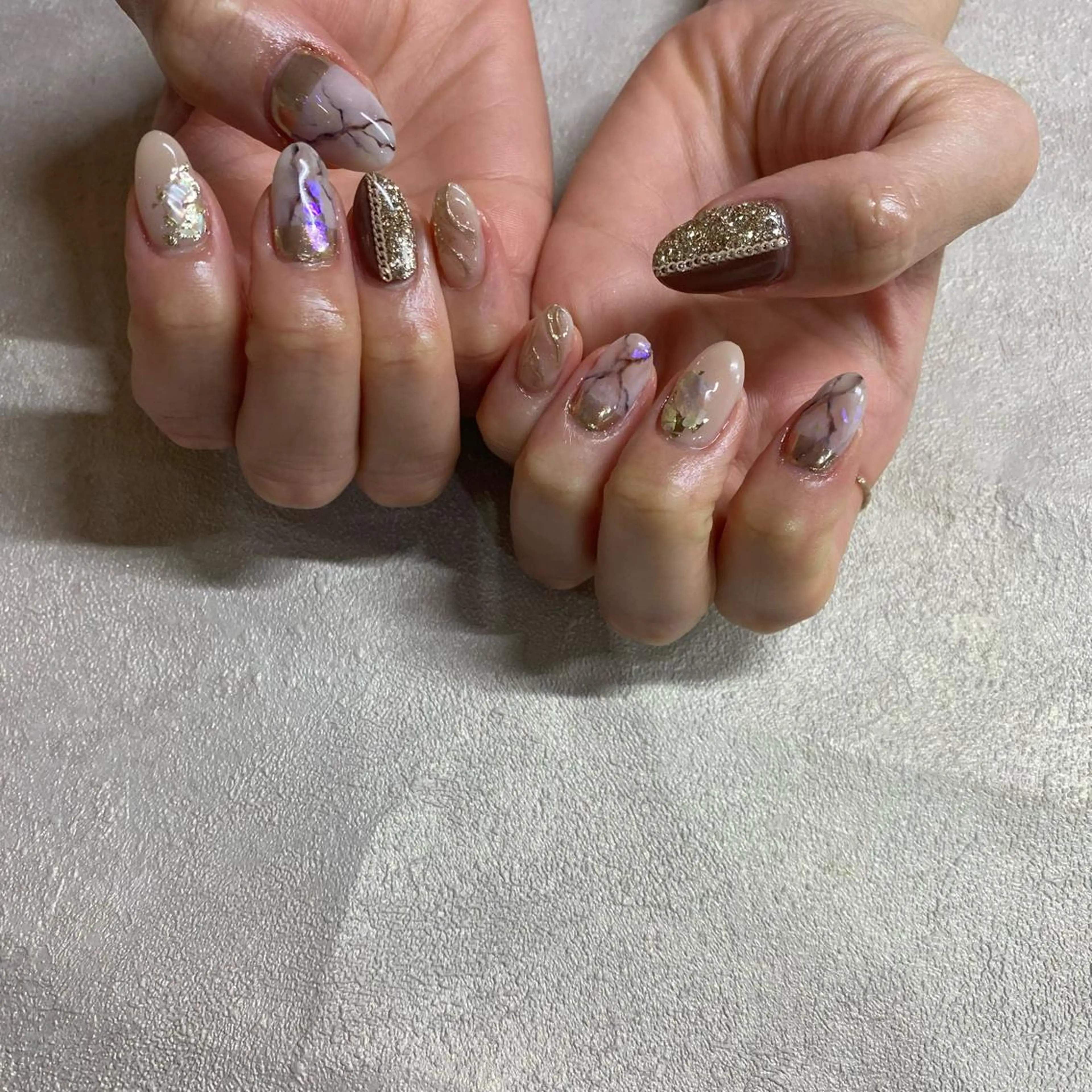 ネイル ハンドネイル Amber21.所属・Nagahama Akariのネイルデザイン