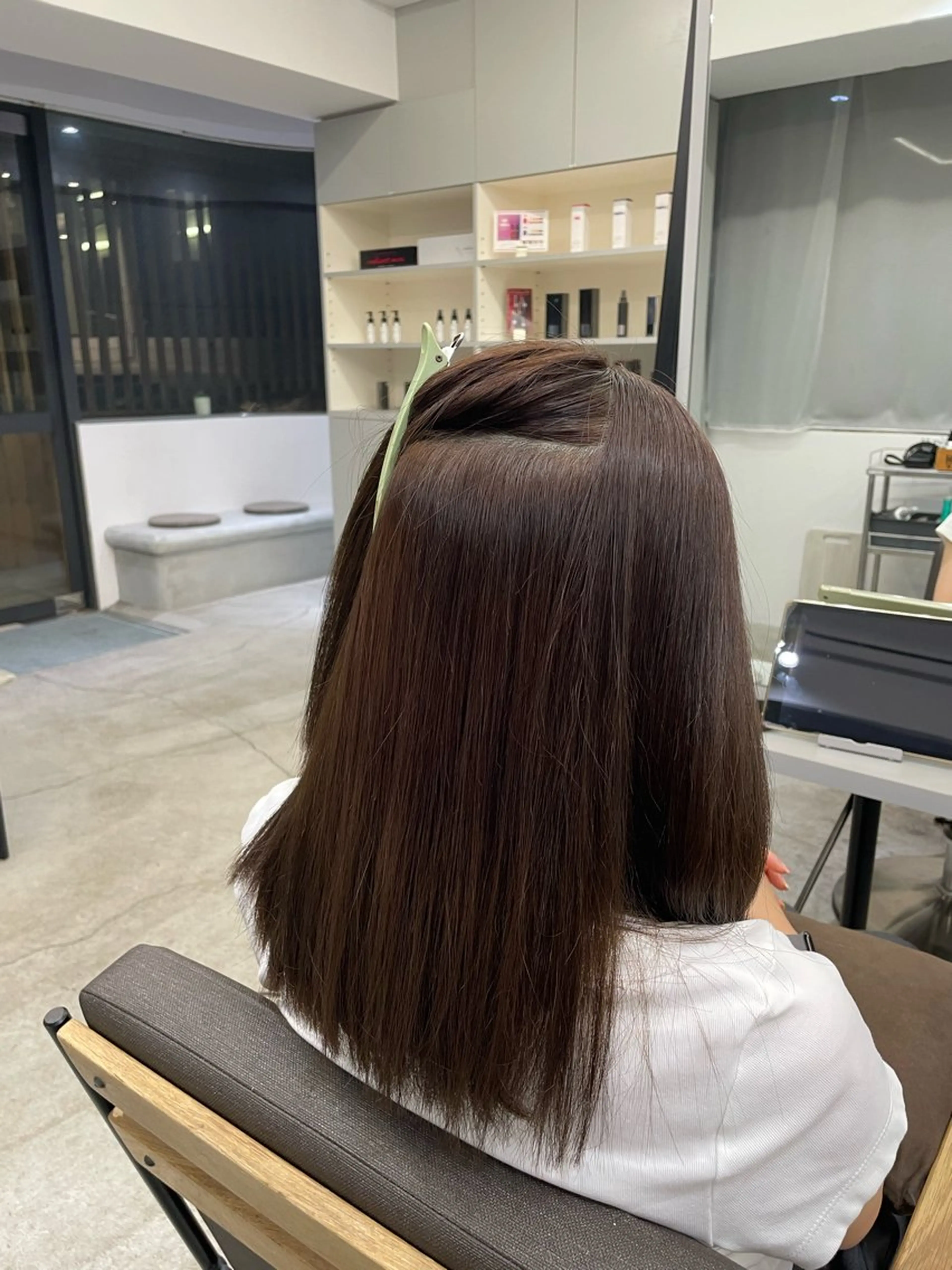 セミロング 縮毛矯正 絶対綺麗な暖色カラー 🎯あります✨増渕✨のヘアスタイル