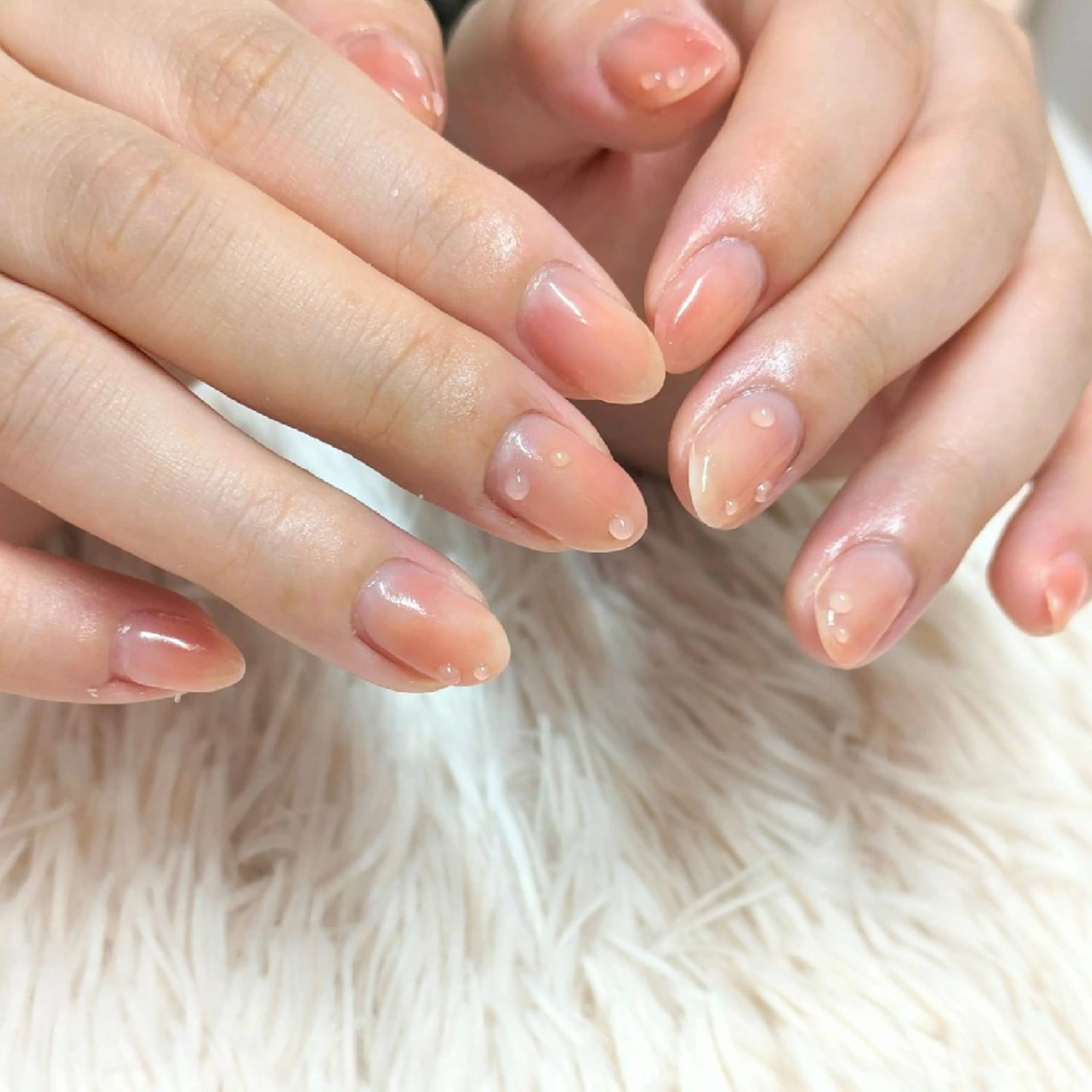 ネイル ニュアンスネイル 會田 瑠衣のネイルデザイン