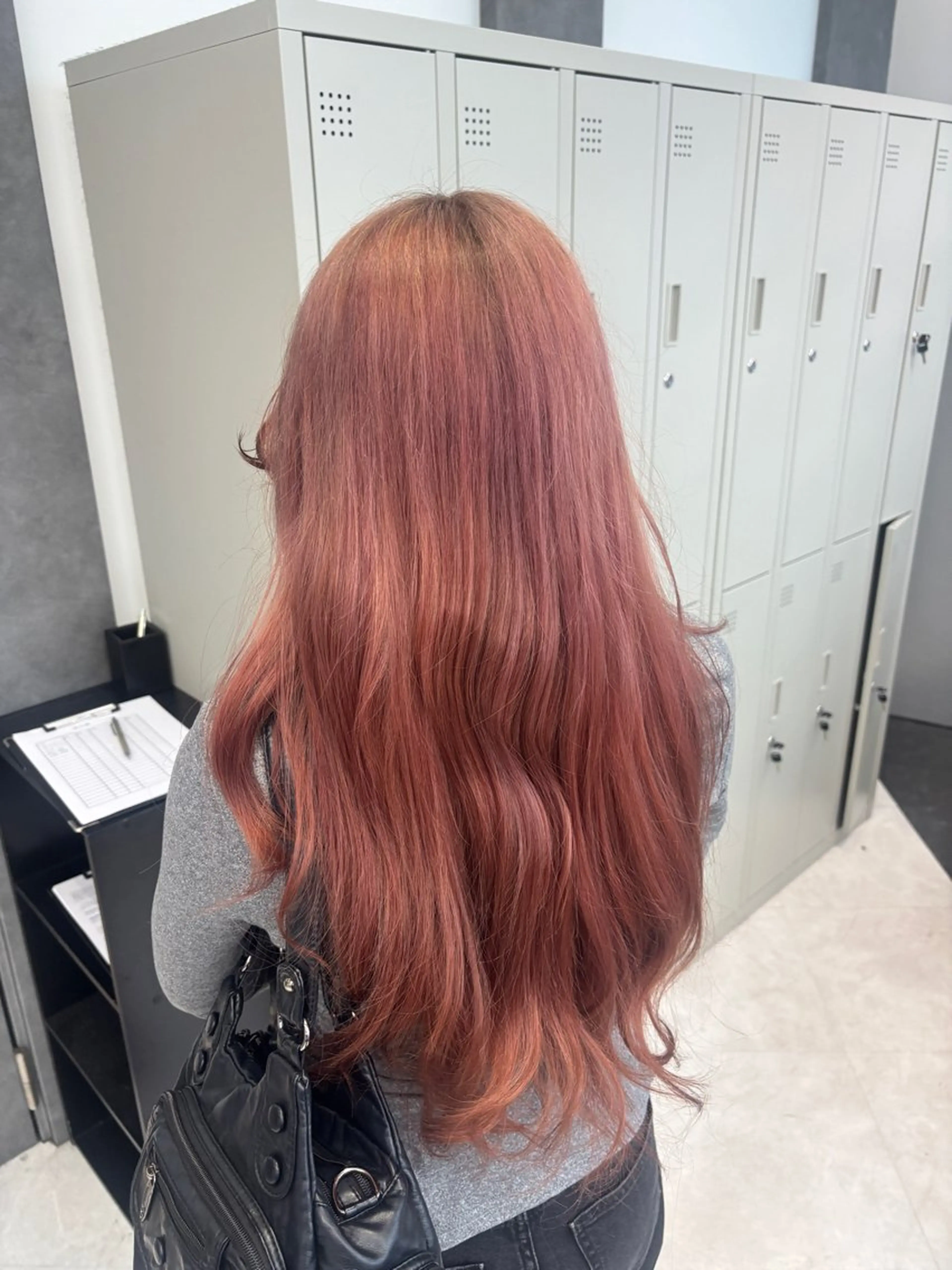 ロング カラー ヘアアレンジ ミルクティー/ピンク カラー/ みう🎀のヘアスタイル