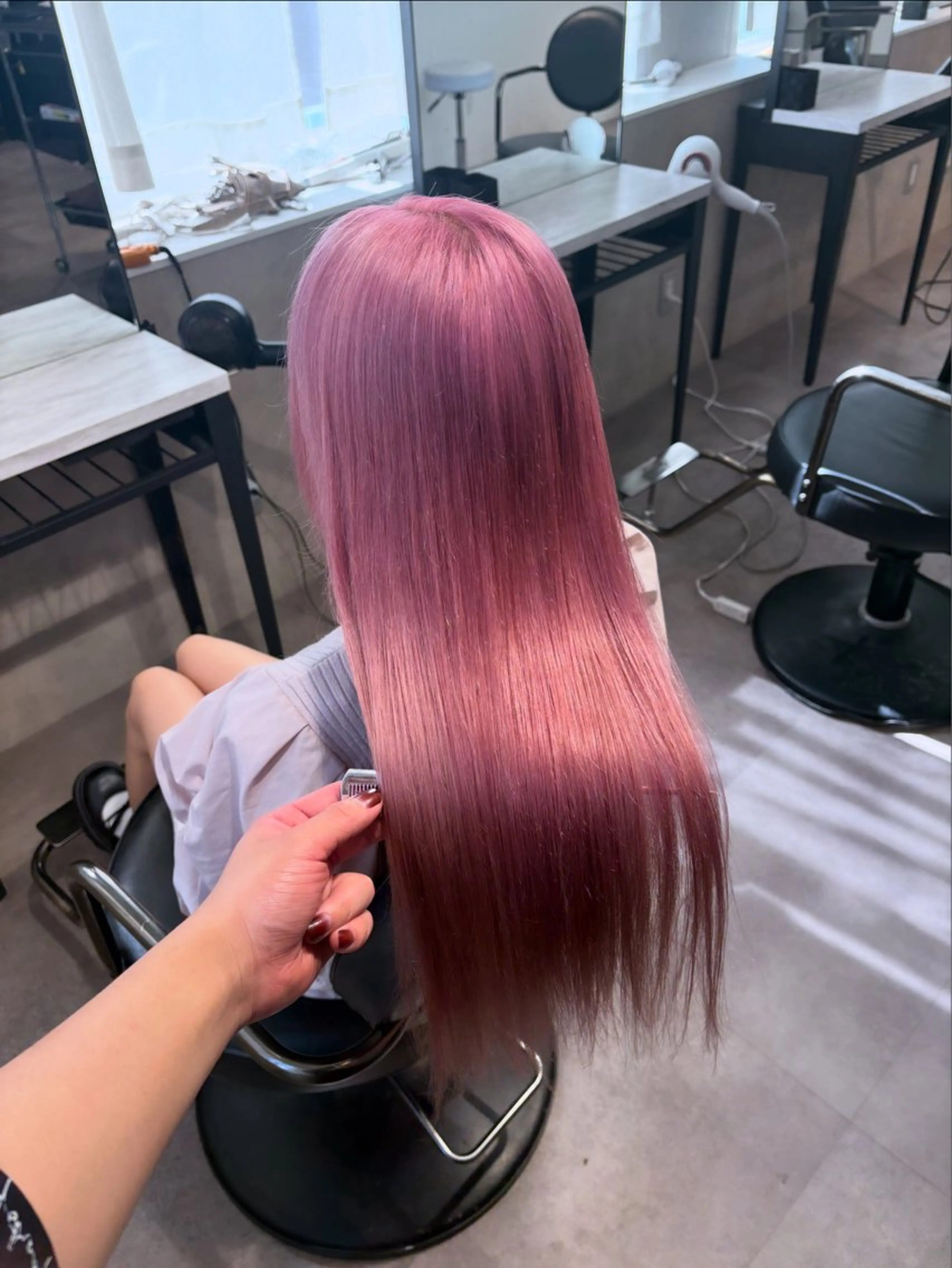 カラー ピンクカラー ヘアカラー ヘアセット Seleneコウキ ブリーチ/ハイトーンのヘアスタイル