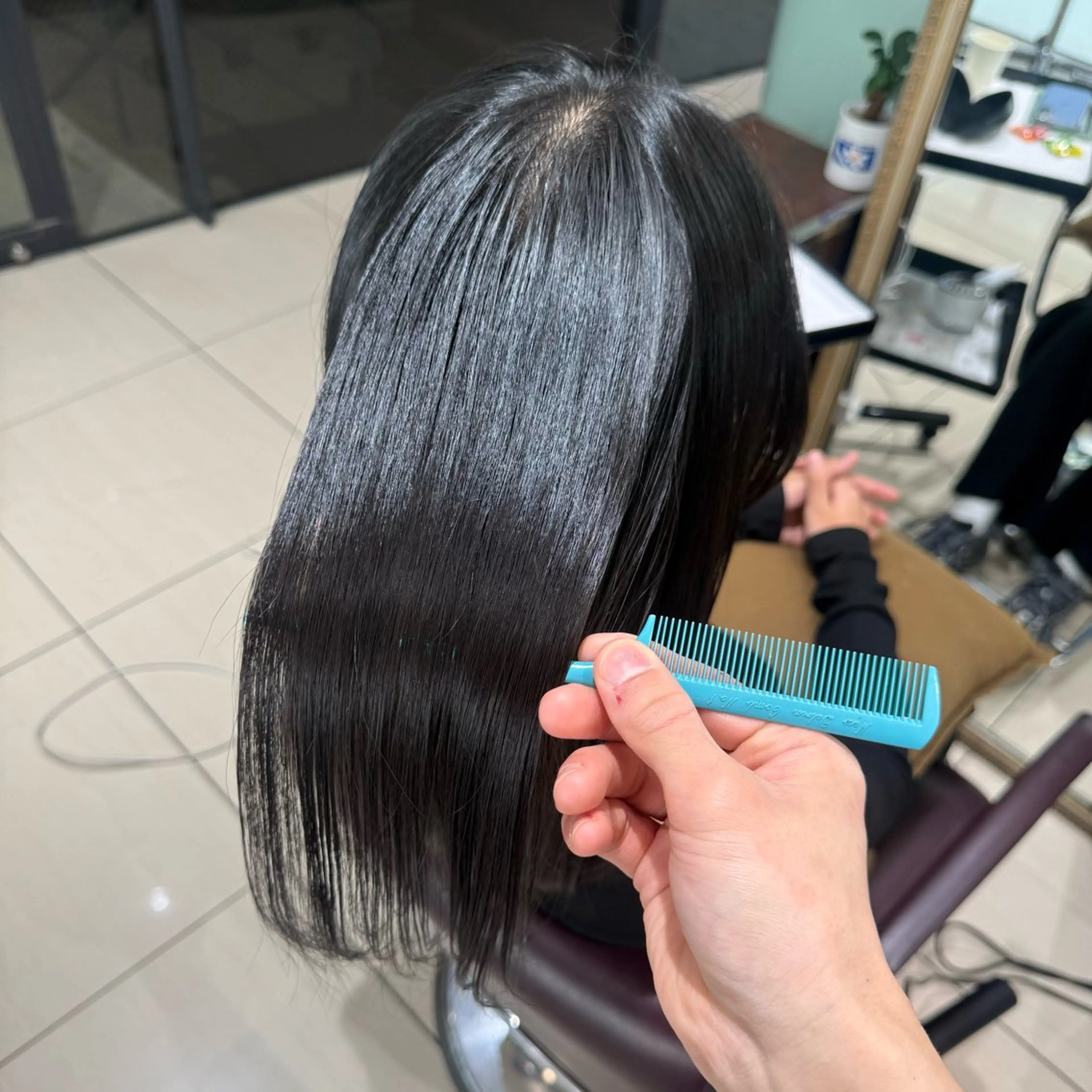 ミディアム パーマ ミディアムパーマ くせ毛 韓国風ヘア レイヤーカット デジタルパーマ パーマ 縮毛矯正 韓国風/コテ巻き風 パーマ/るい🌿のヘアスタイル