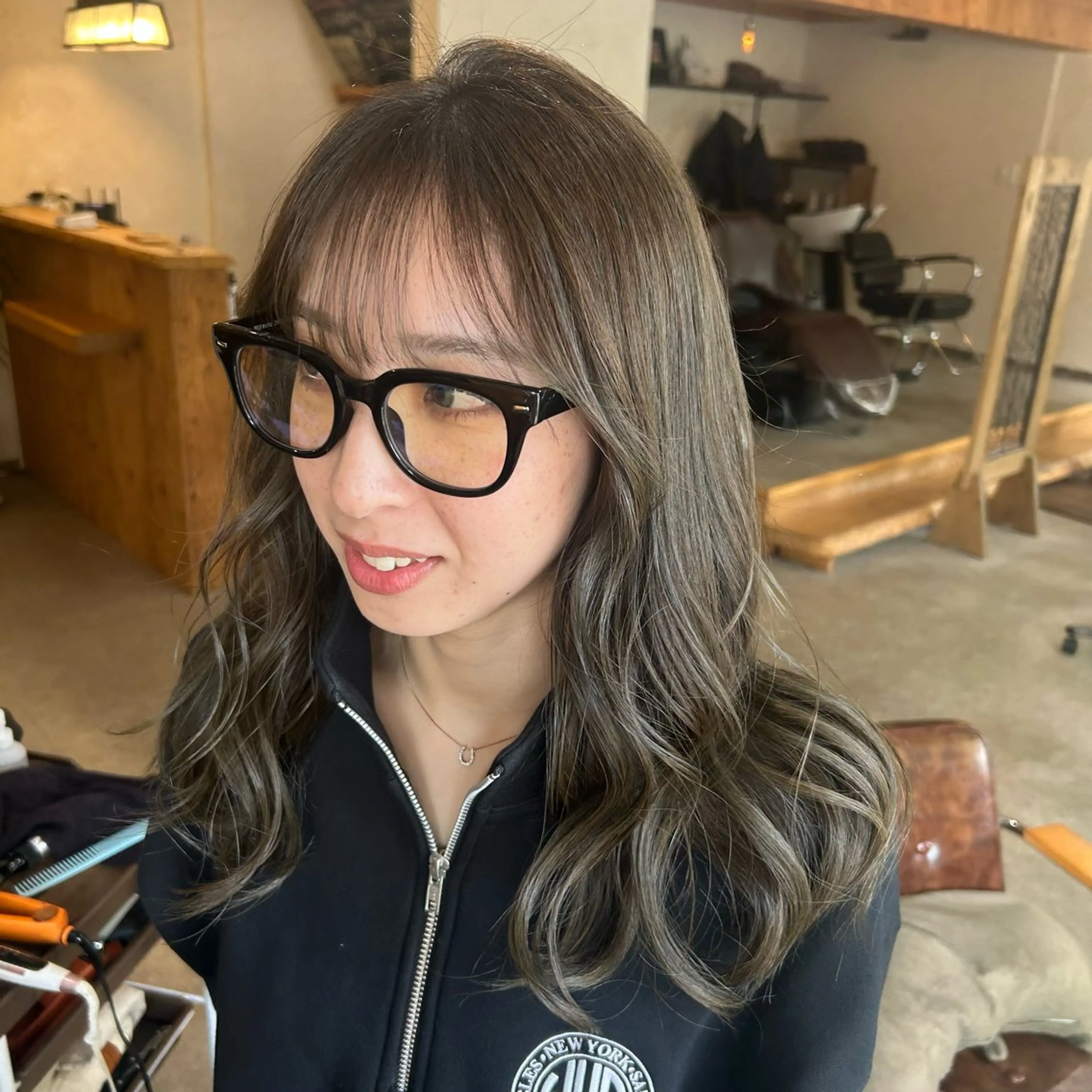 ロング カラー カット ヘアカラー トリートメント 🌼RIKA🌼 レディース専門💖のヘアスタイル