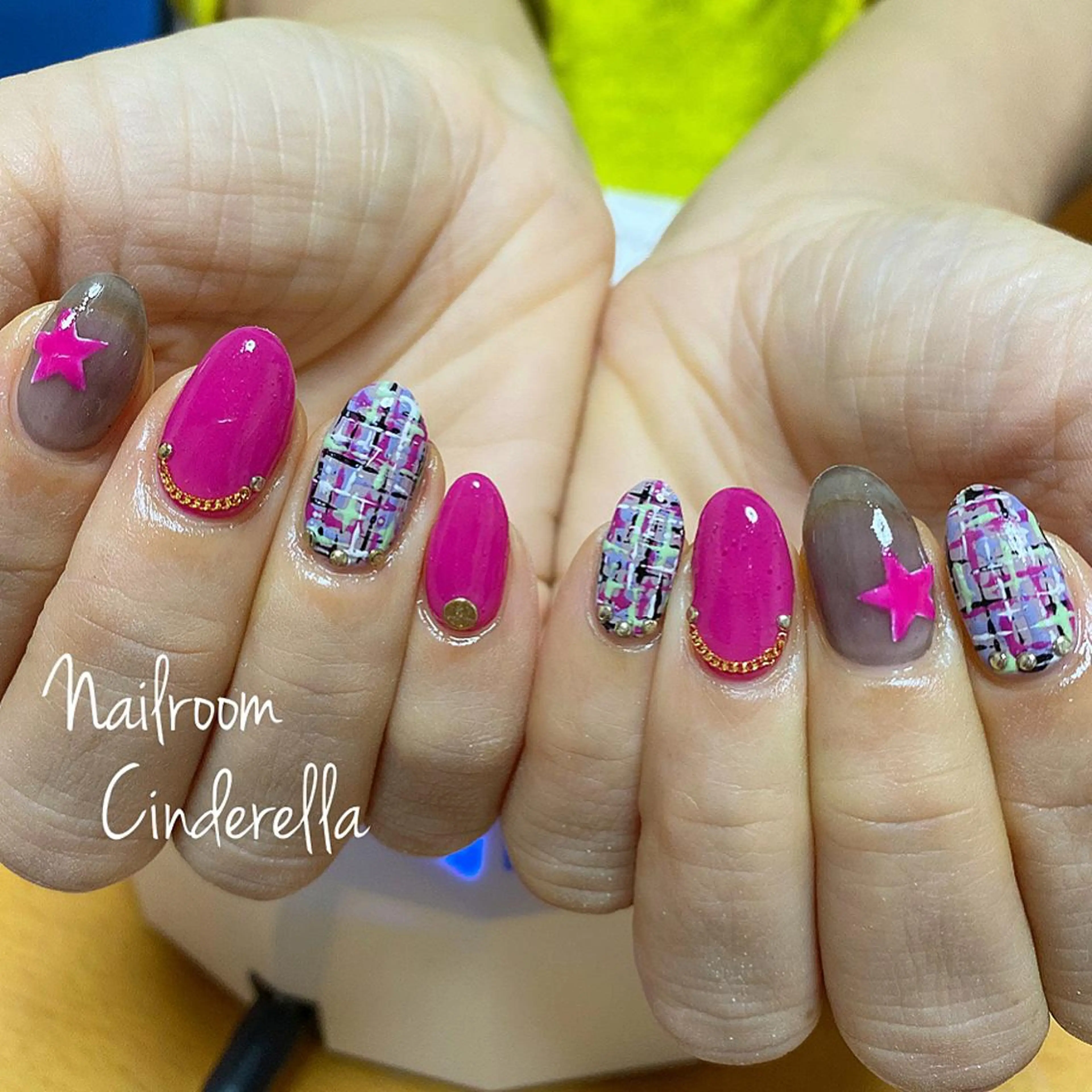 ネイル ツイードネイル Nailroom. Cinderellaのネイルデザイン