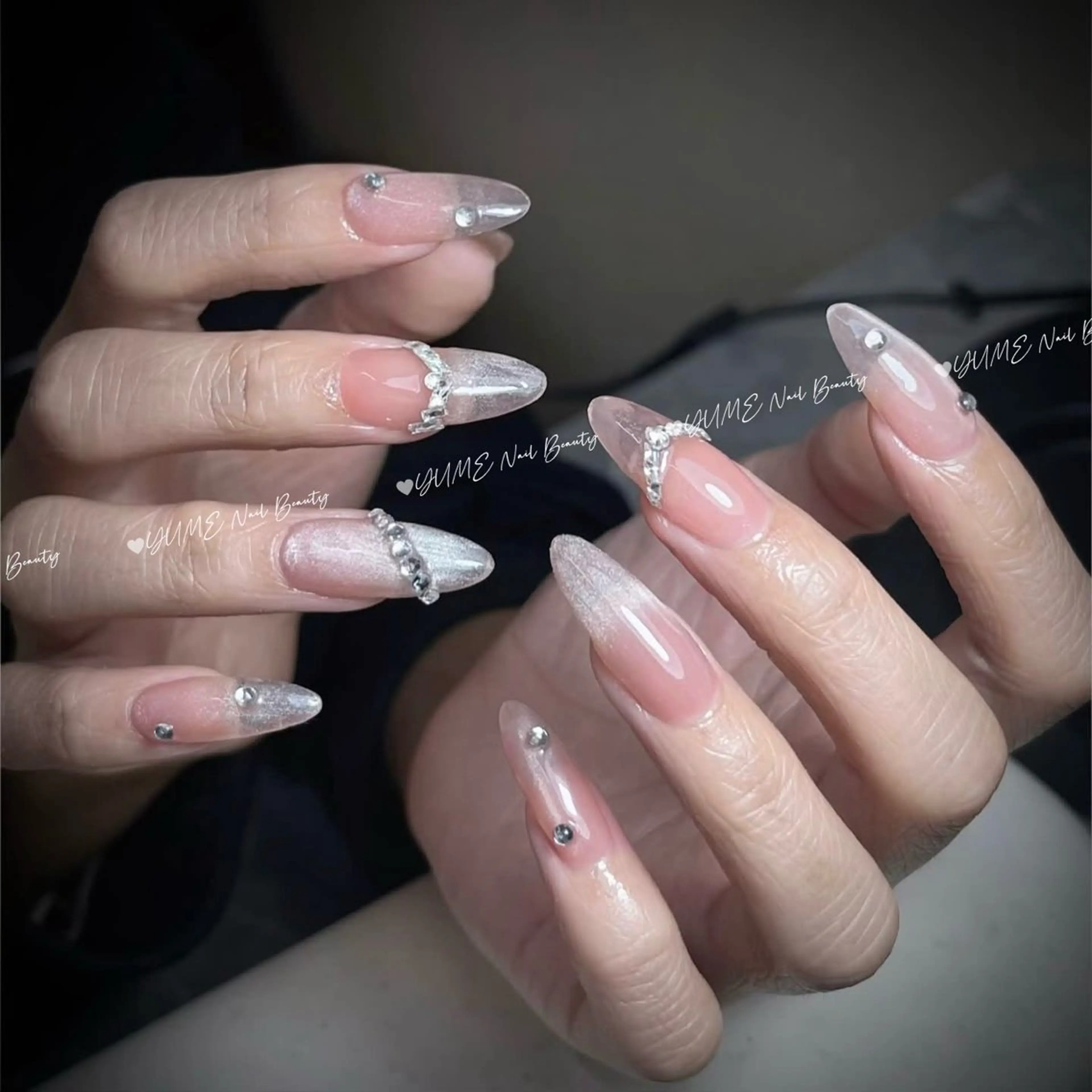 ミディアム ガー NAILのネイルデザイン