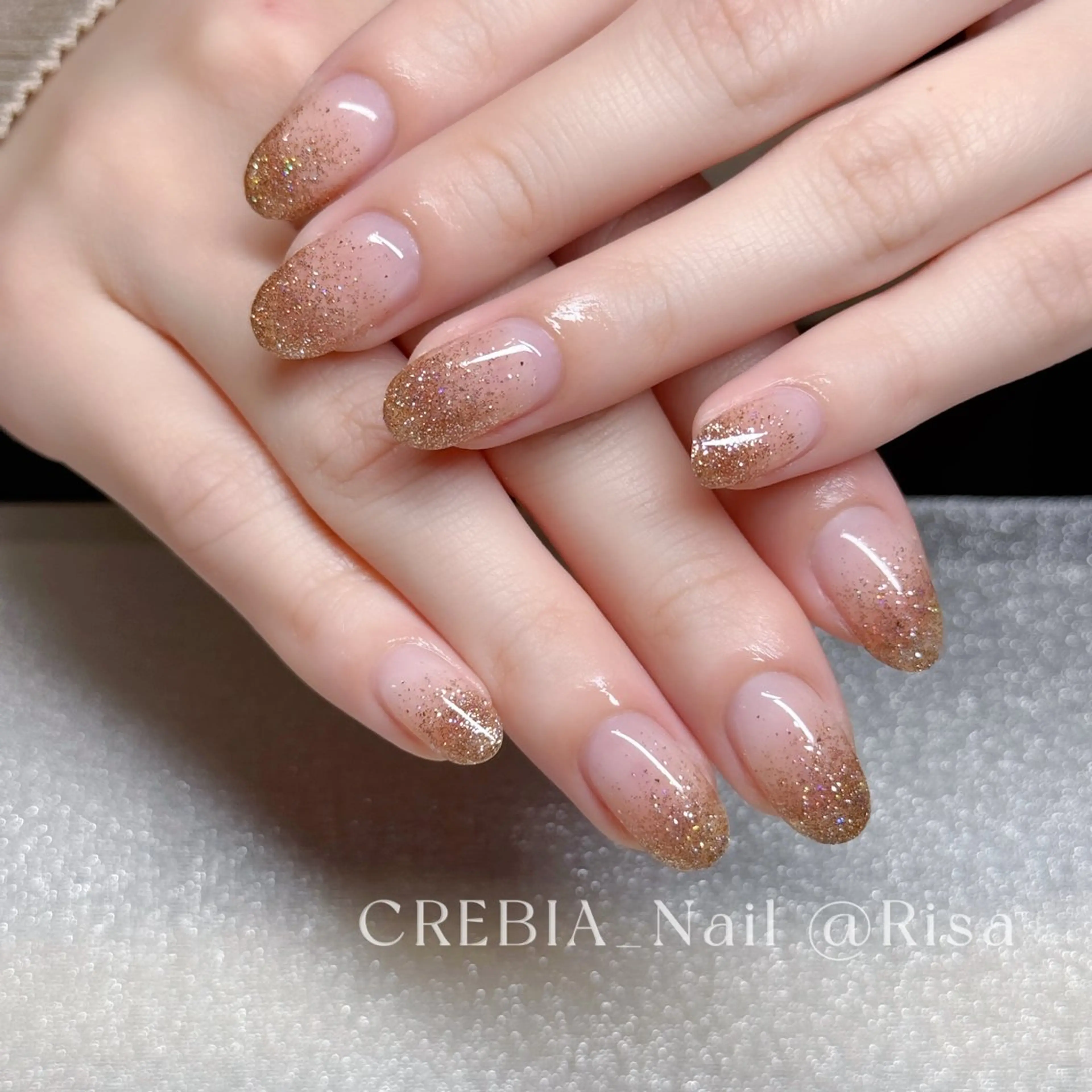ネイル グラデーション ラメ(グリッター) ラメグラデーション ハンドネイル CREBIA beaute ネイル部所属・CREBIA Nailのネイルデザイン