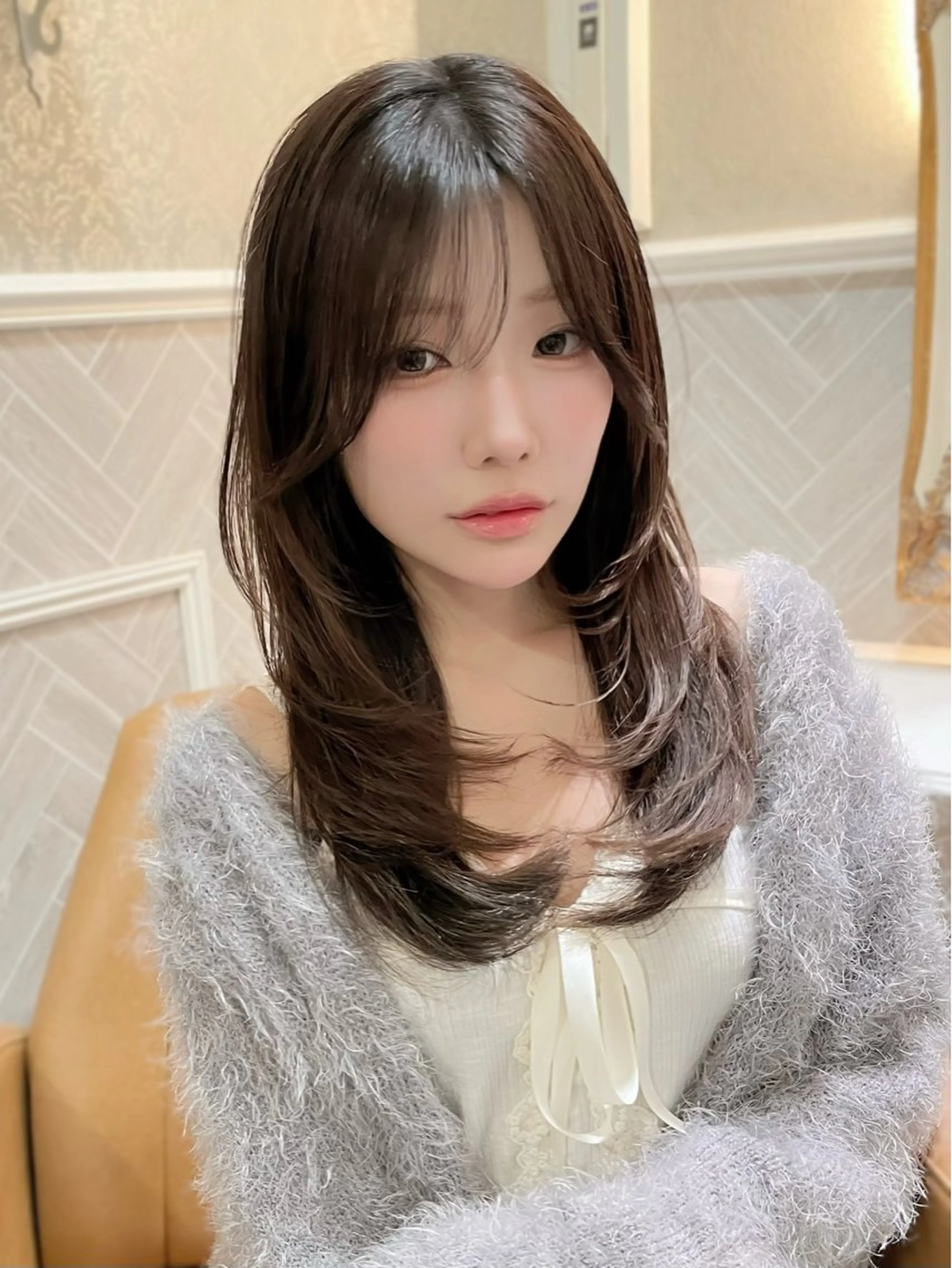 ロング 髪質改善 韓国風ヘア レイヤーカット ロング 縮毛矯正 カット ヘアカラー トリートメント 美髪縮毛矯正🤍 髪質改善/Shinaのヘアスタイル