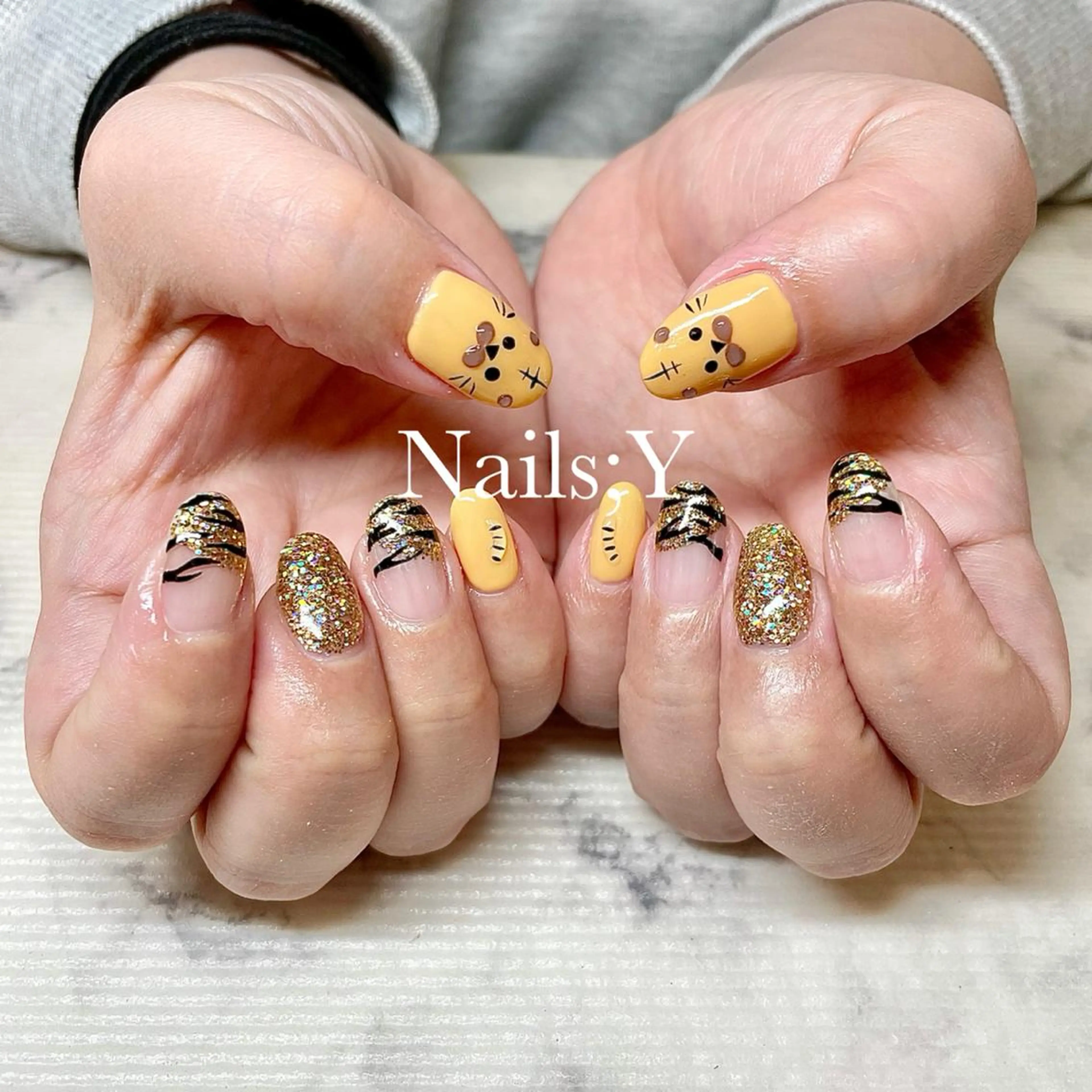 ネイル アニマル柄 ジェルネイル パラジェル yo koのネイルデザイン