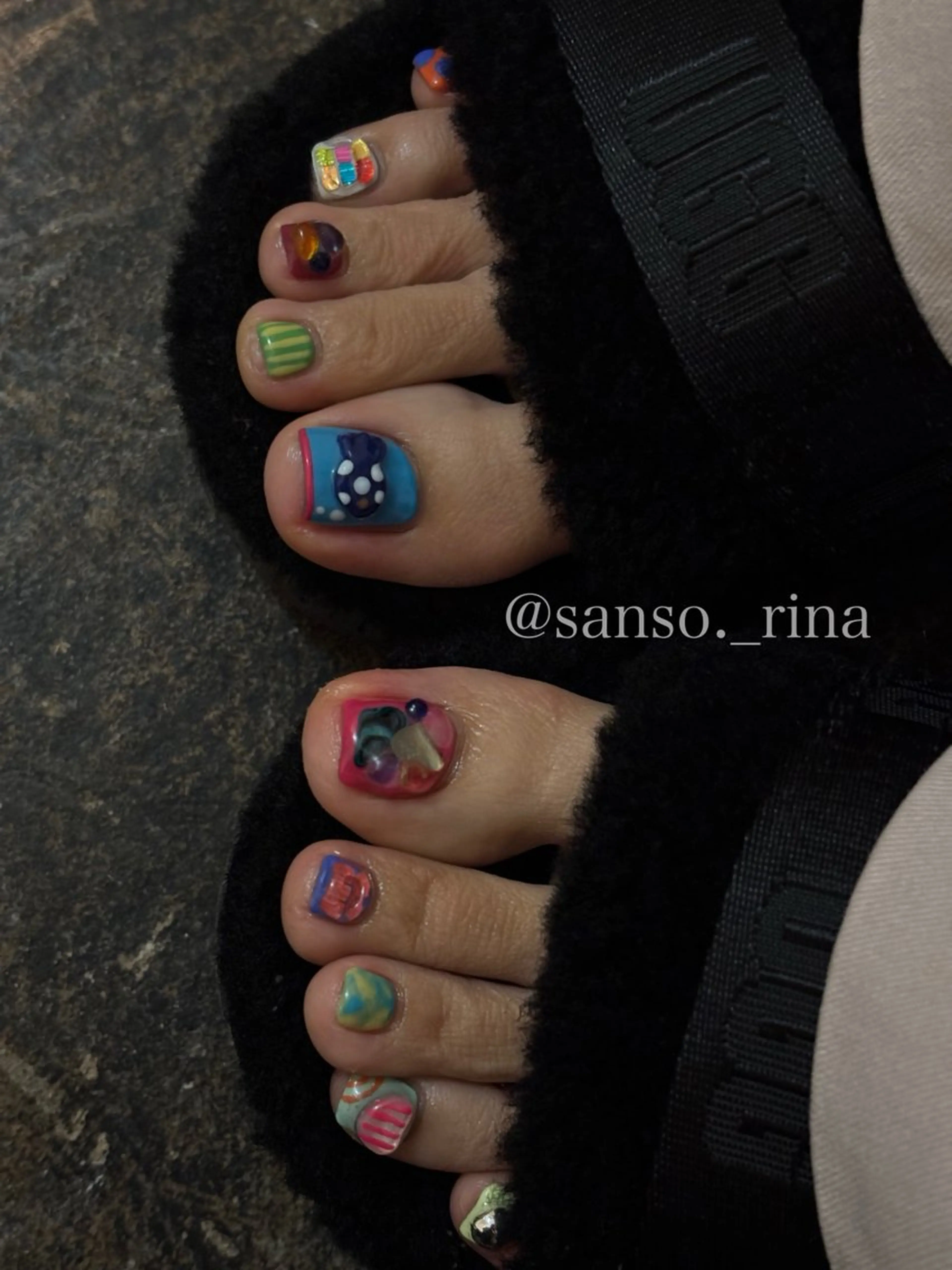 ネイル ハンドネイル フットネイル nuu  栄所属・早川 里奈のネイルデザイン