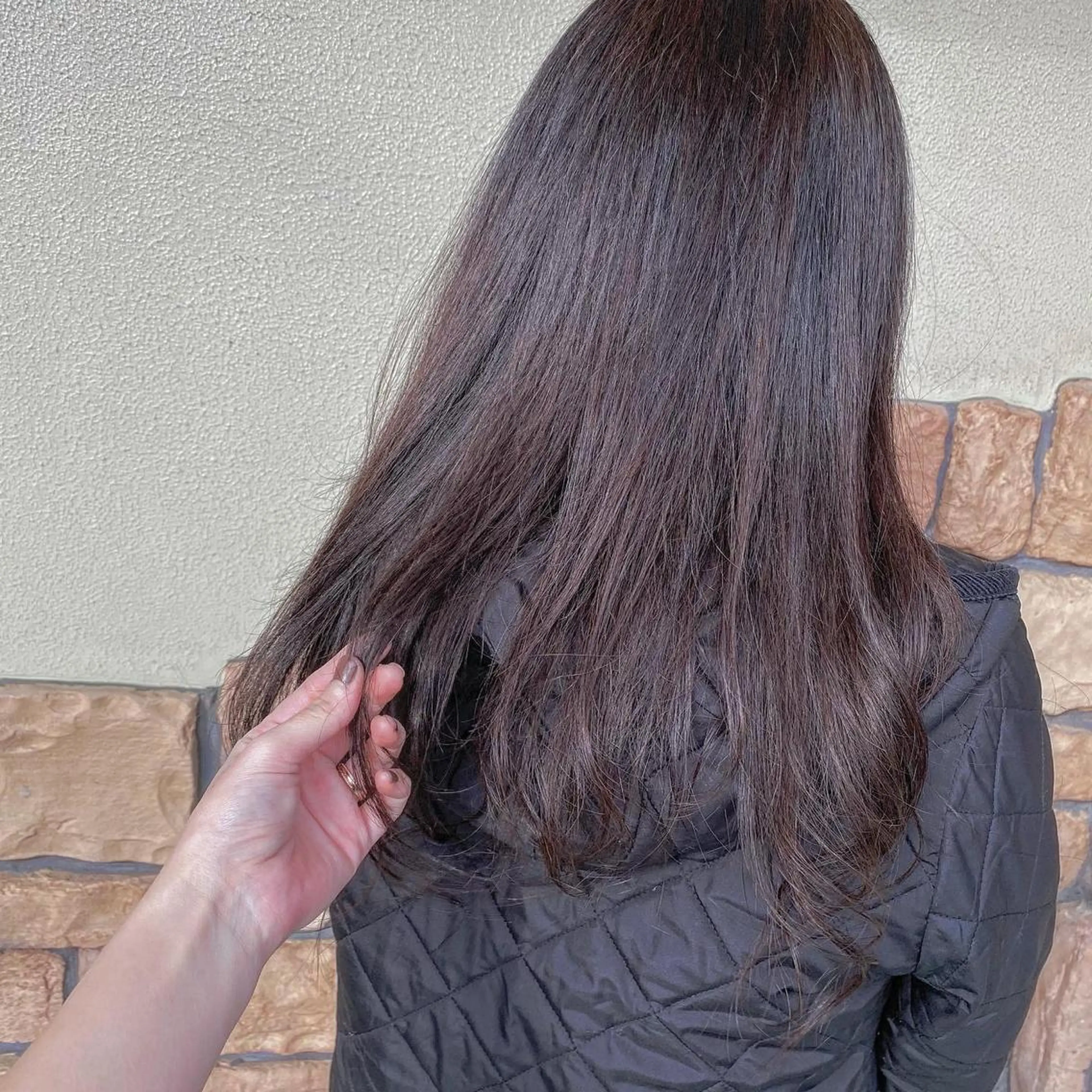 ロング カラー 黒髪 ブラウンカラー hair salon riri所属・寺村 萌々佳のヘアスタイル