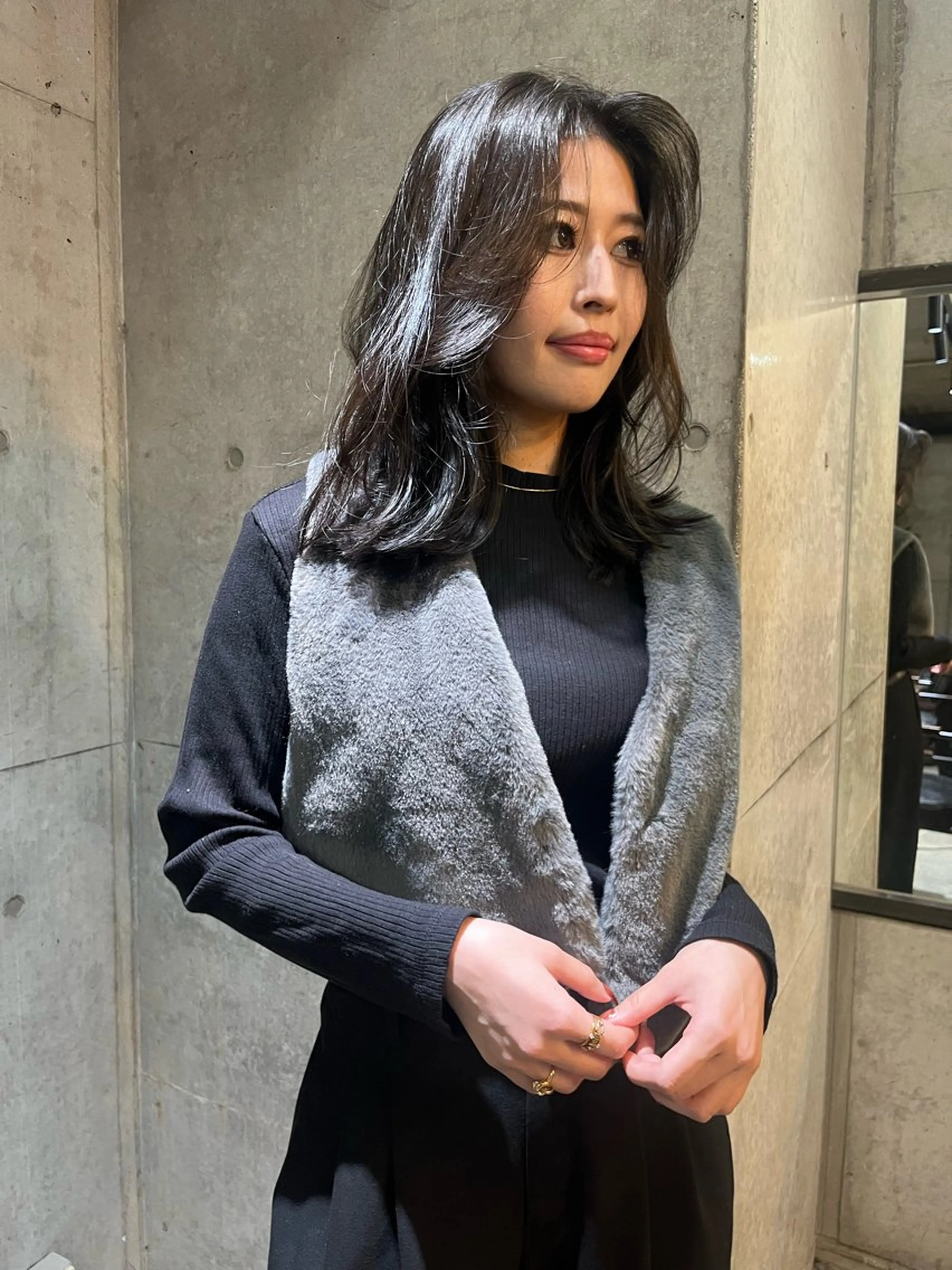 ミディアム カラー カット ヘアカラー トリートメント ハイトーン/顔まわり レイヤー/YUKAのヘアスタイル