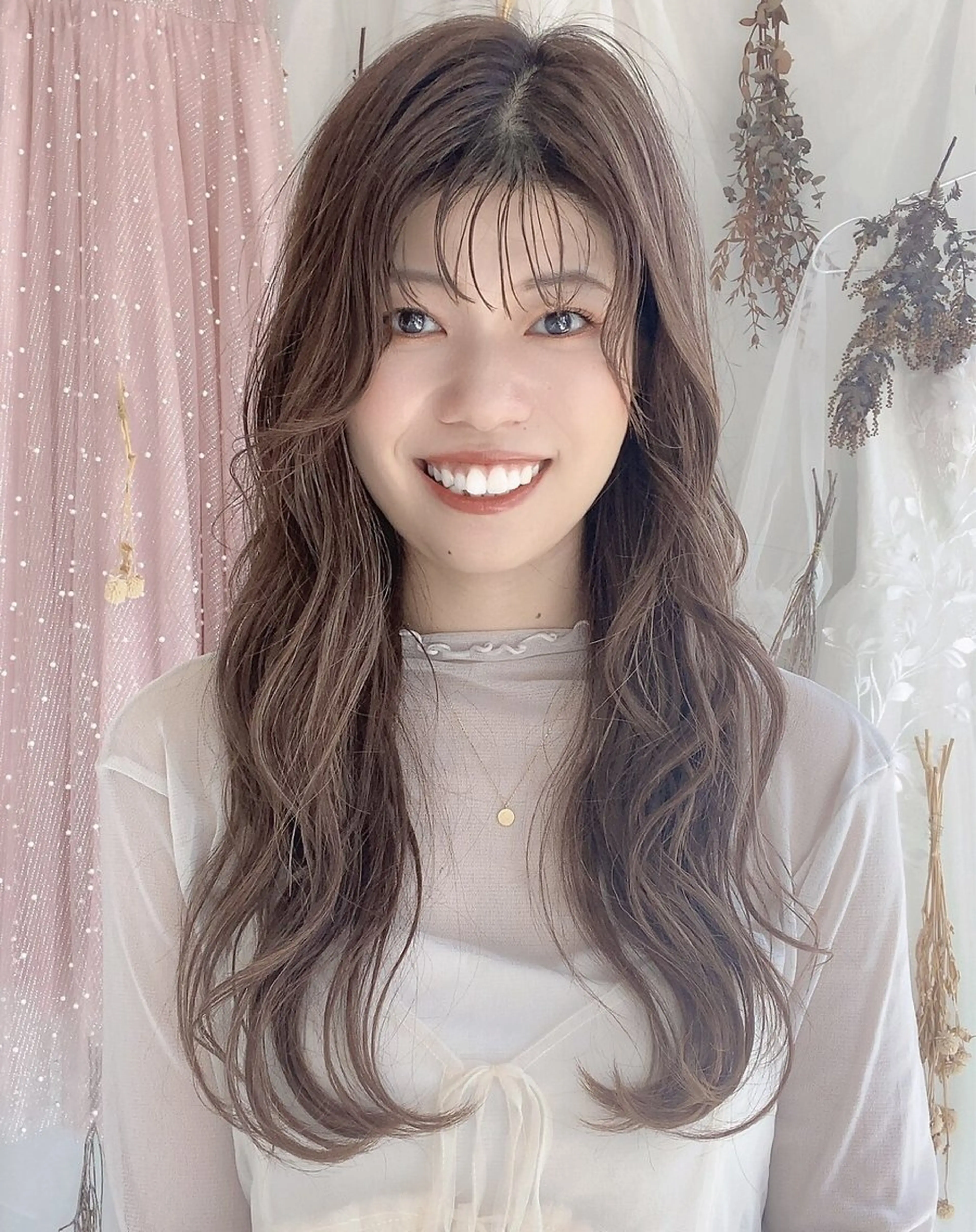 ミディアム yulf所属・yulf ユルフのヘアスタイル