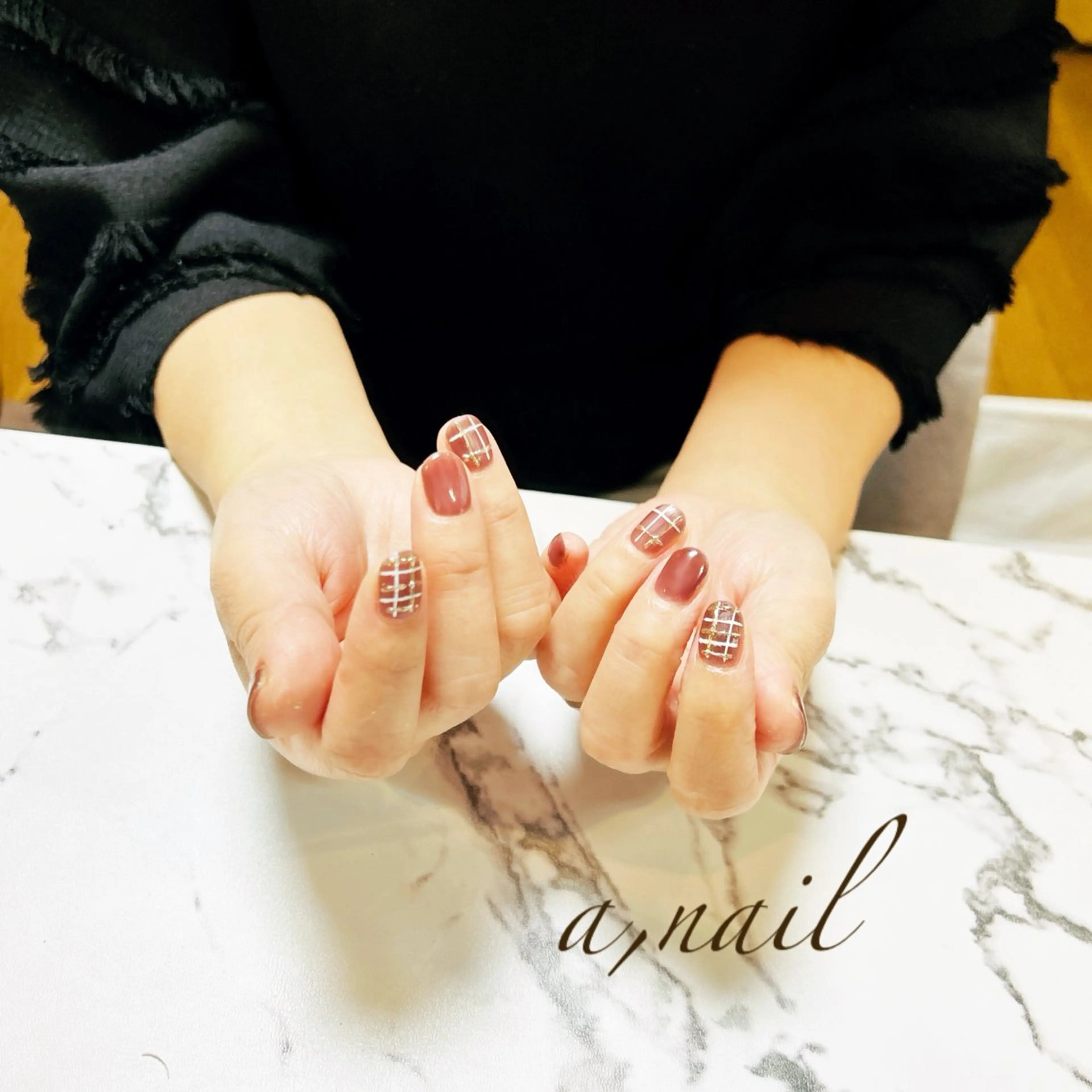 ネイル ミラーネイル オフィスネイル シンプルネイル 冬ネイル ハンドネイル ネイルサロン エーネイルのネイルデザイン