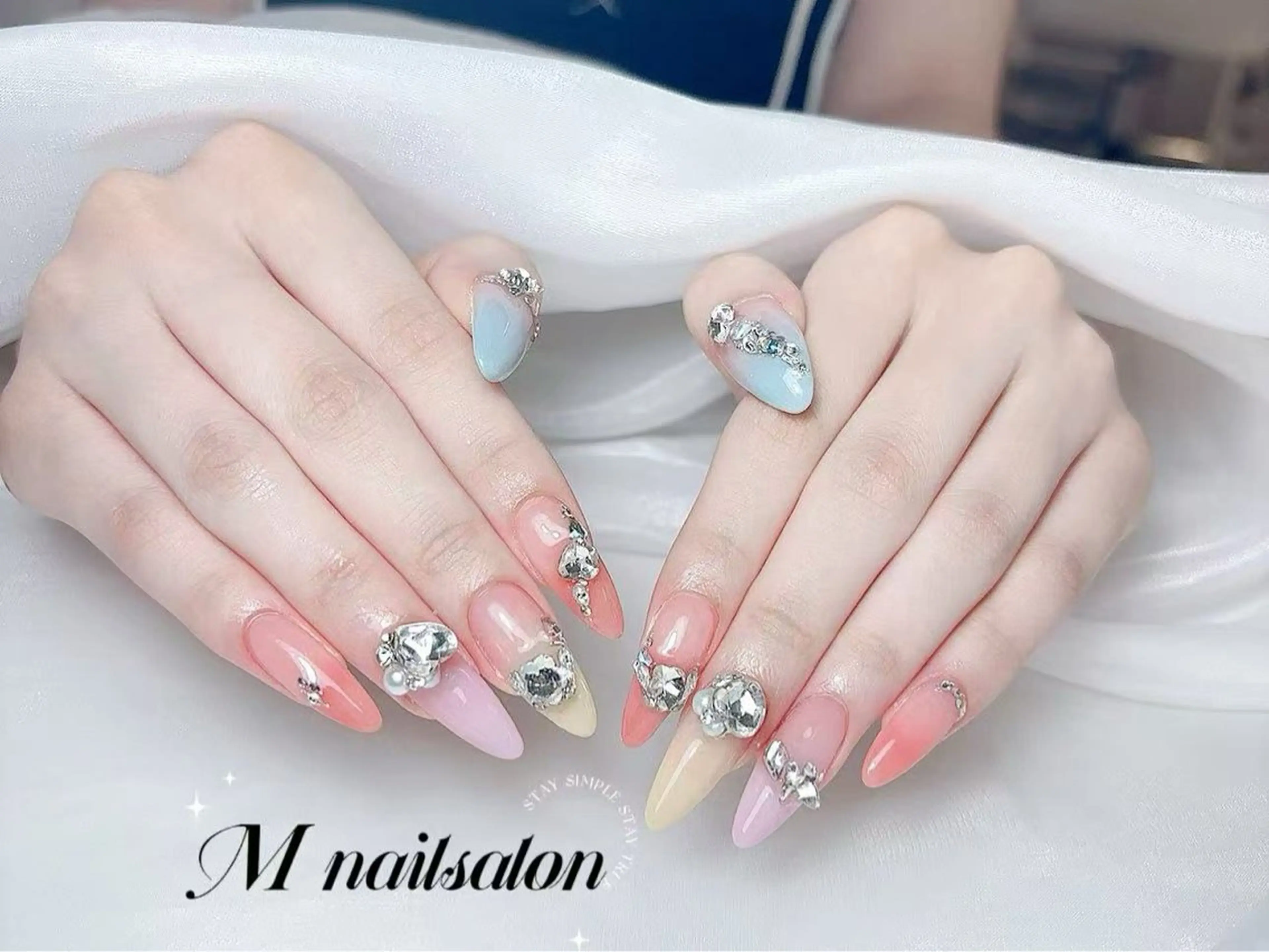 ネイル M🌷nail 長さだし専門店のネイルデザイン