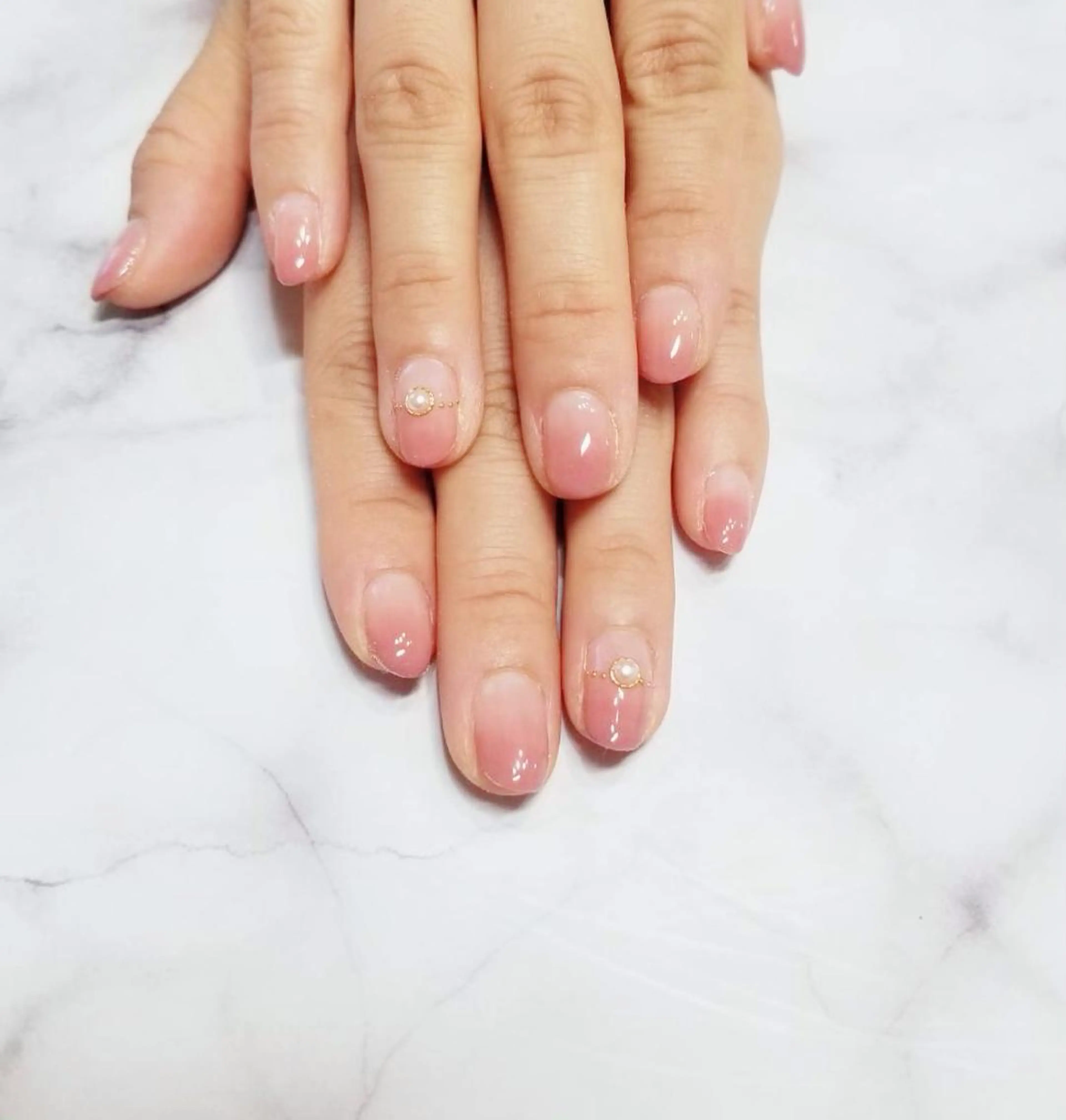 ネイル stay goldのネイルデザイン