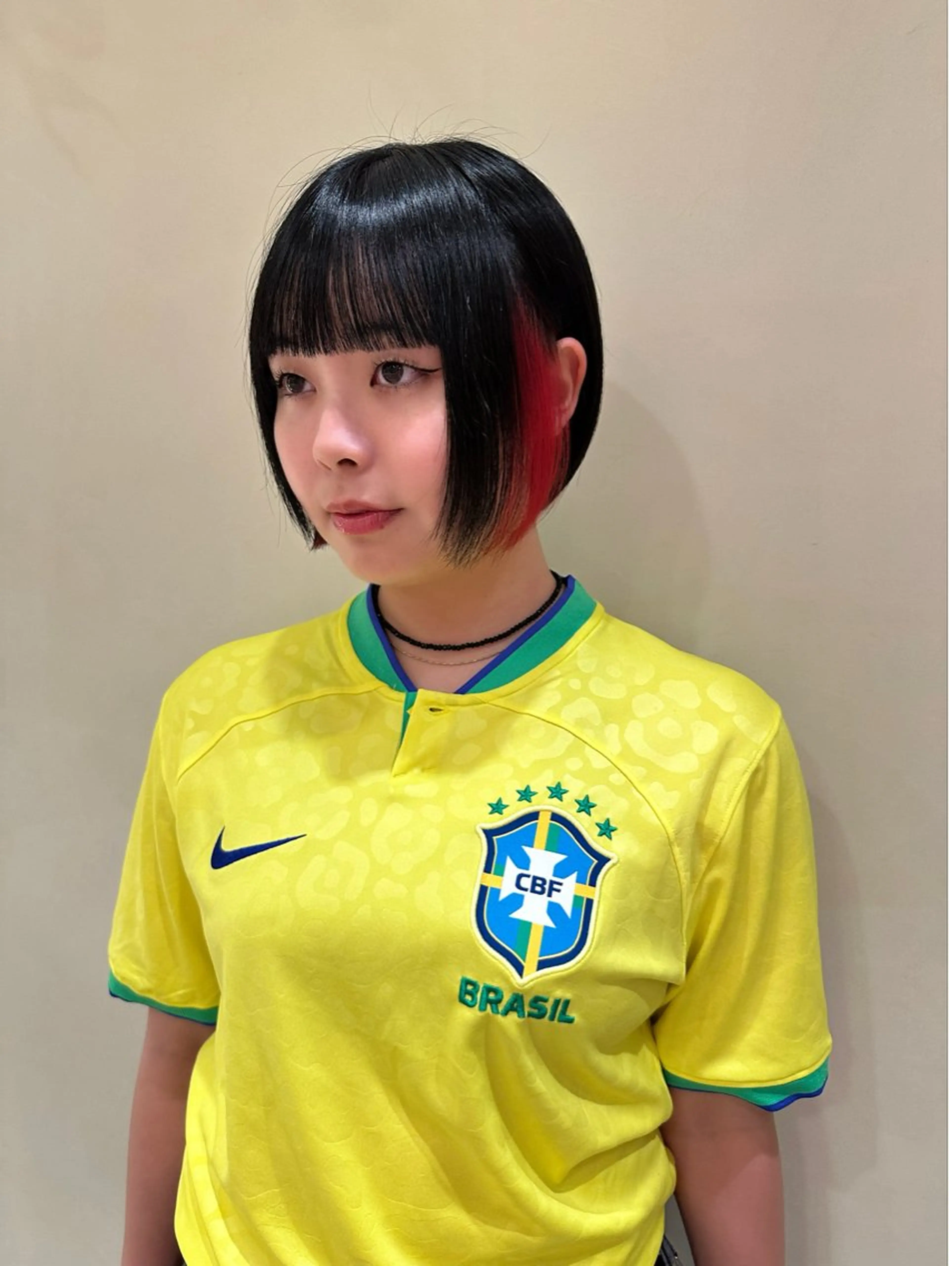 【ケアブリーチ】インナーカラー(全体オンカラー)+1ステップトリートメントの写真