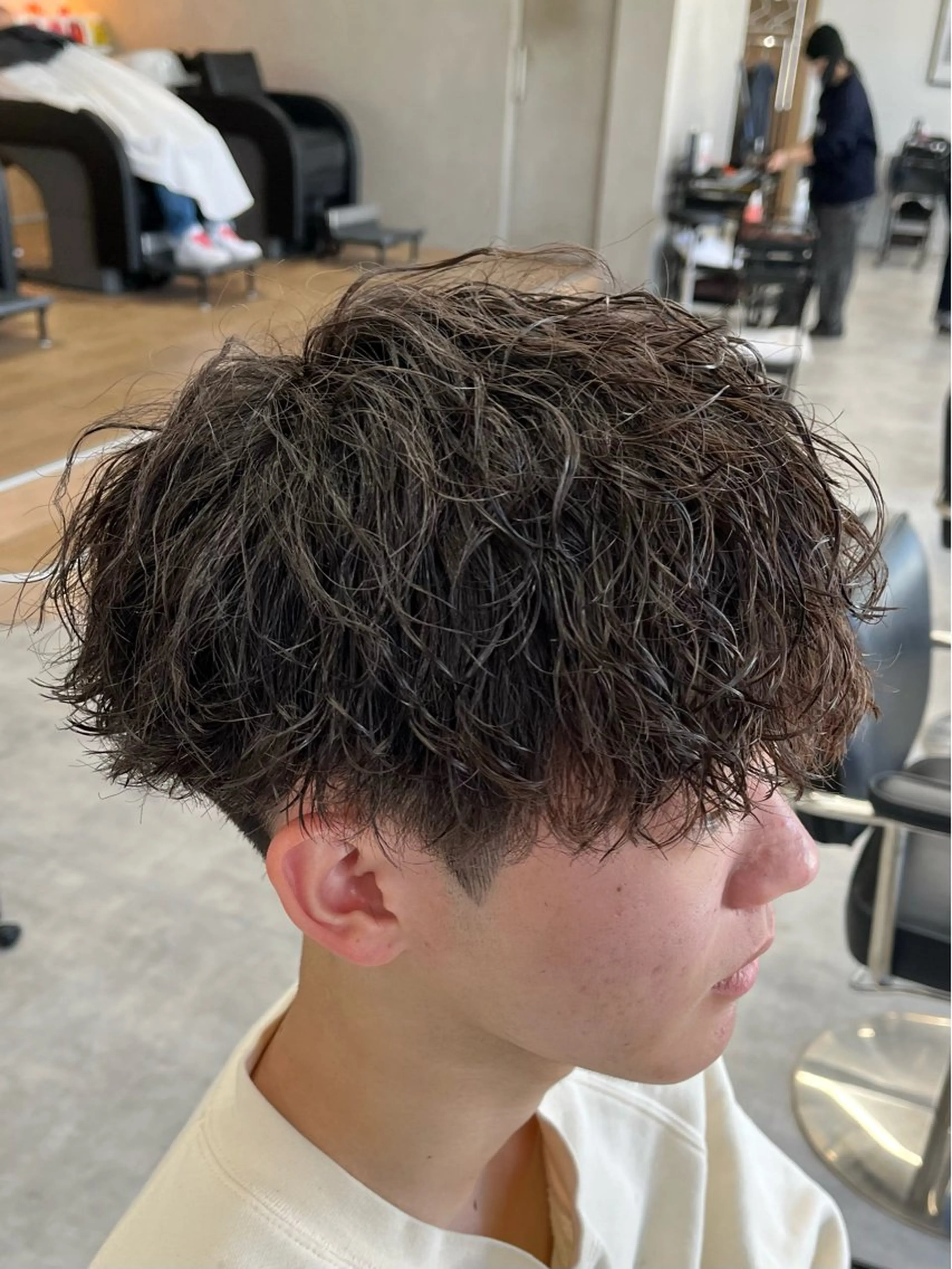 ショート パーマ メンズ メンズパーマ ツイストスパイラルパーマ スパイラルパーマ カット パーマ 新潟メンズパーマ 新潟駅/小田拓実のヘアスタイル