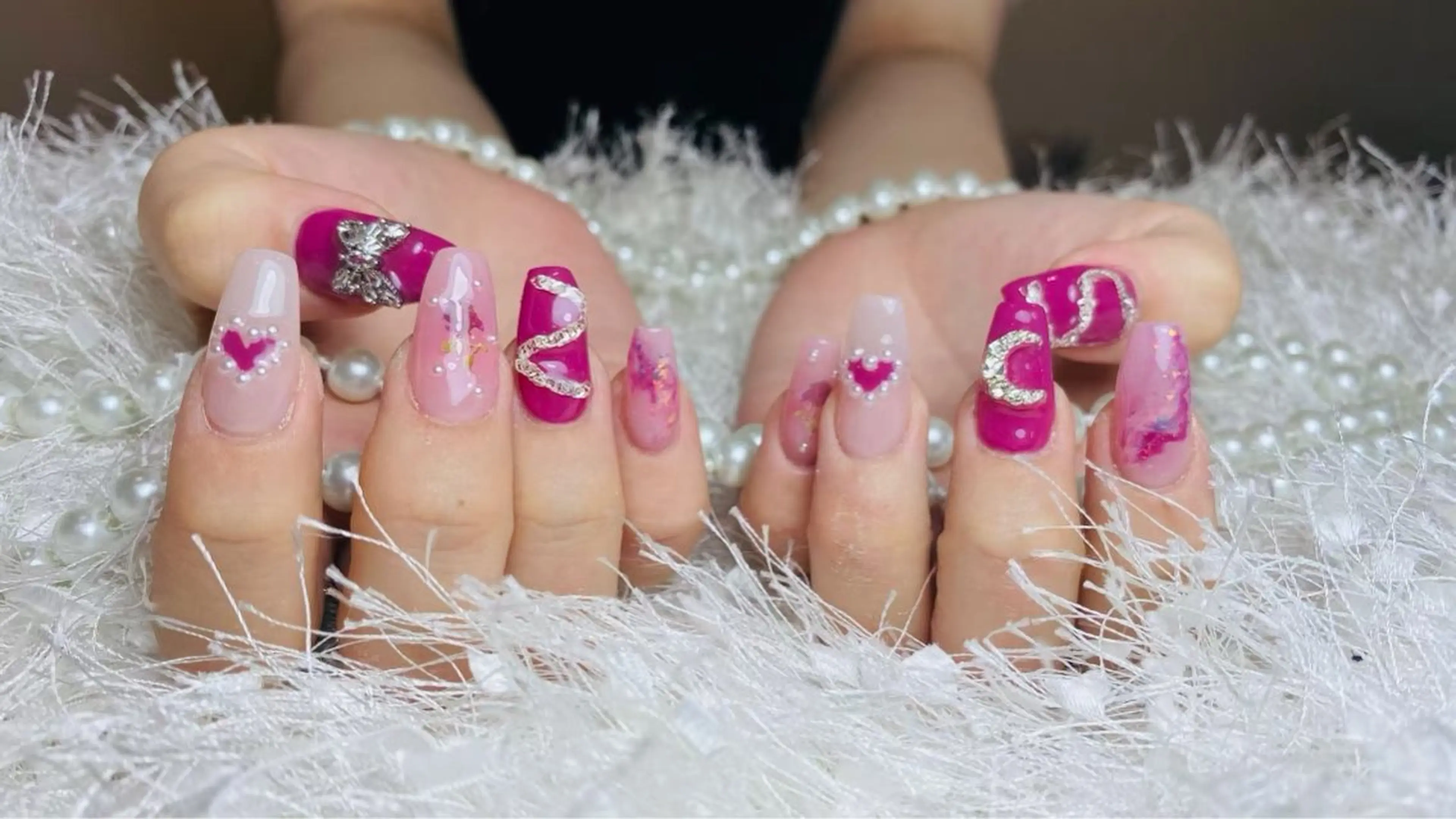 ネイル チョウ チョウのネイルデザイン