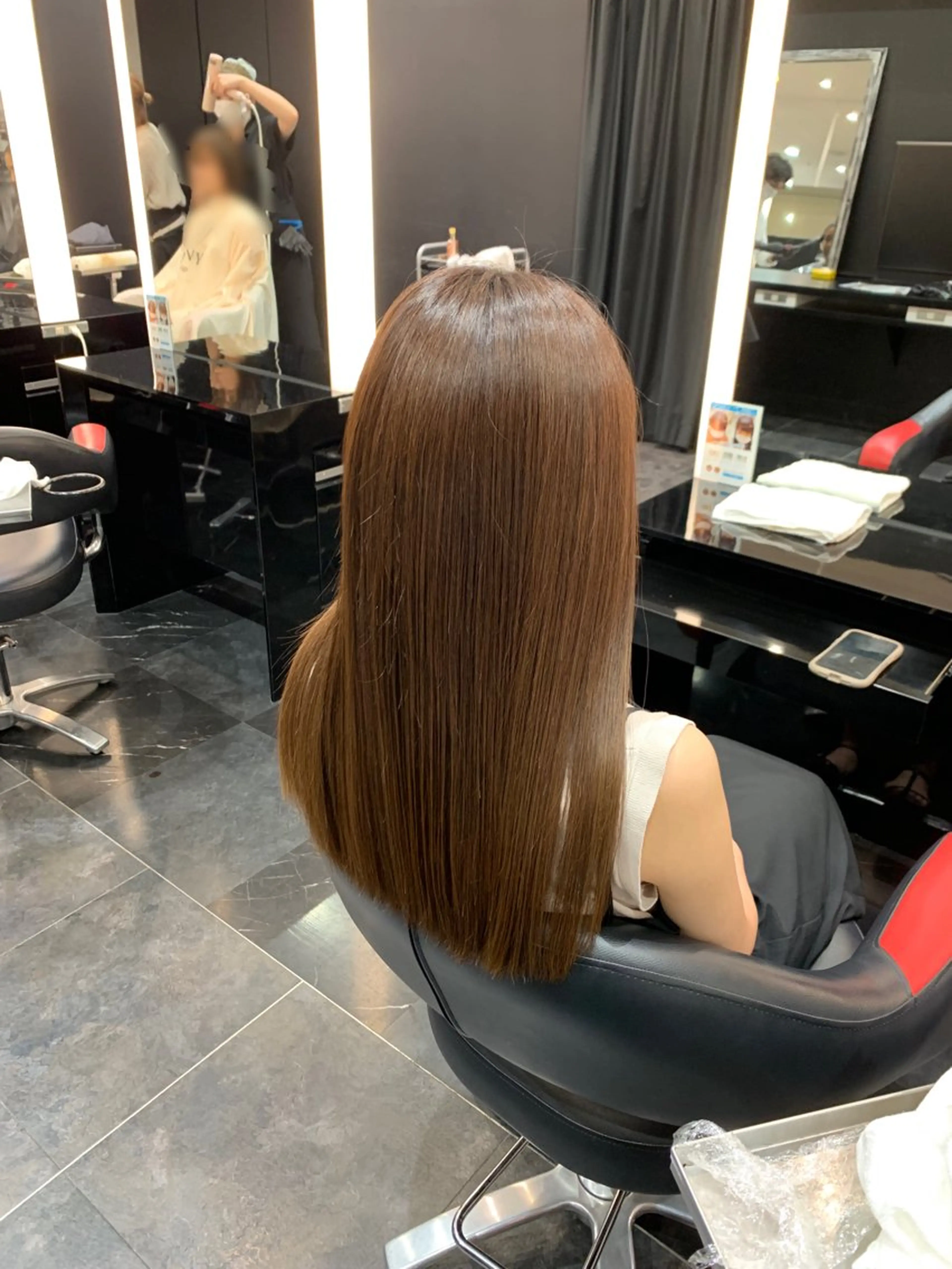 ロング カラー 透明感カラー グレージュ イルミナカラー 髪質改善 トリートメント 艶髪/白髪ぼかし ヘッドスパ/大野結菜のヘアスタイル