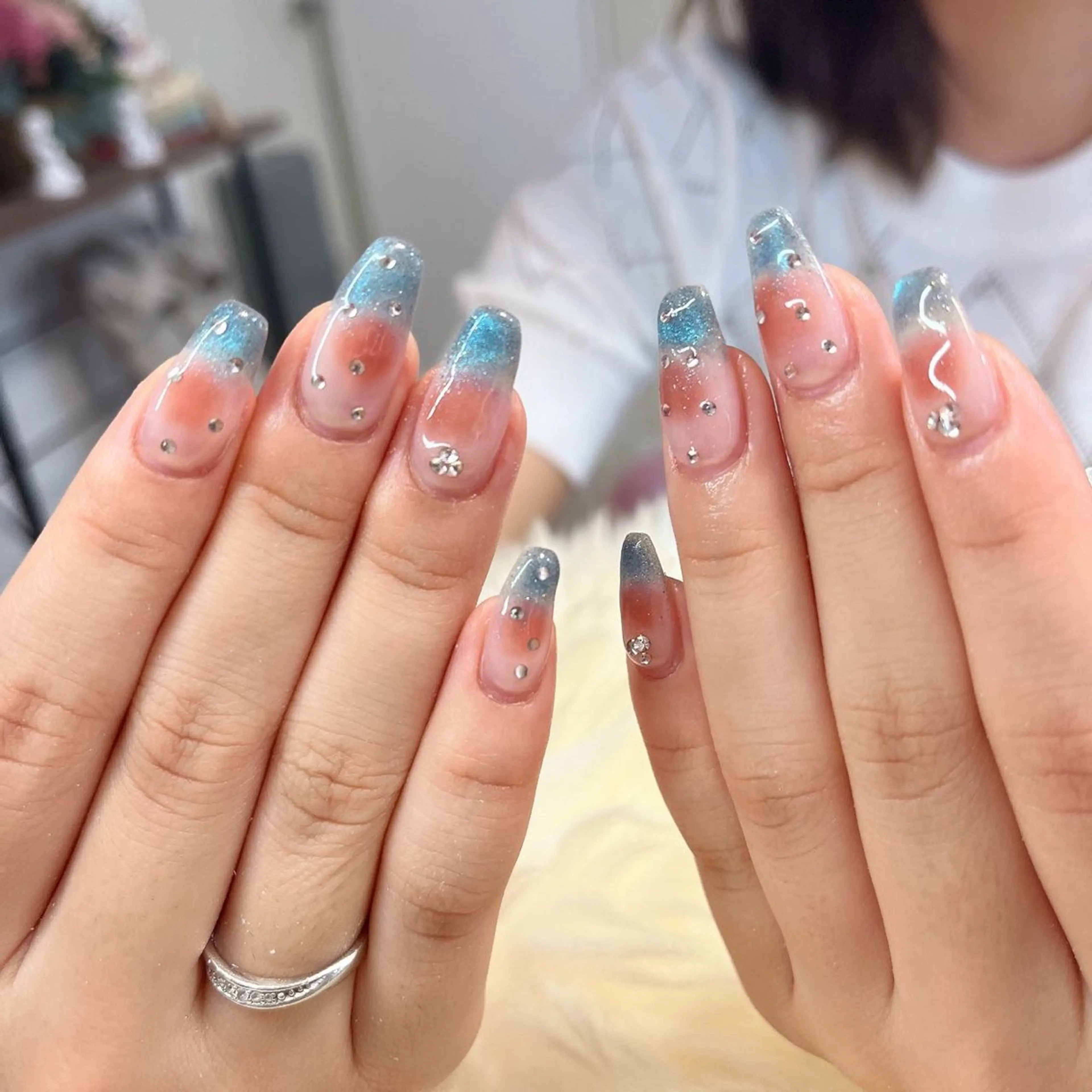ロング ハンドネイル ハンドケア 💜MIYA nail川崎店のネイルデザイン