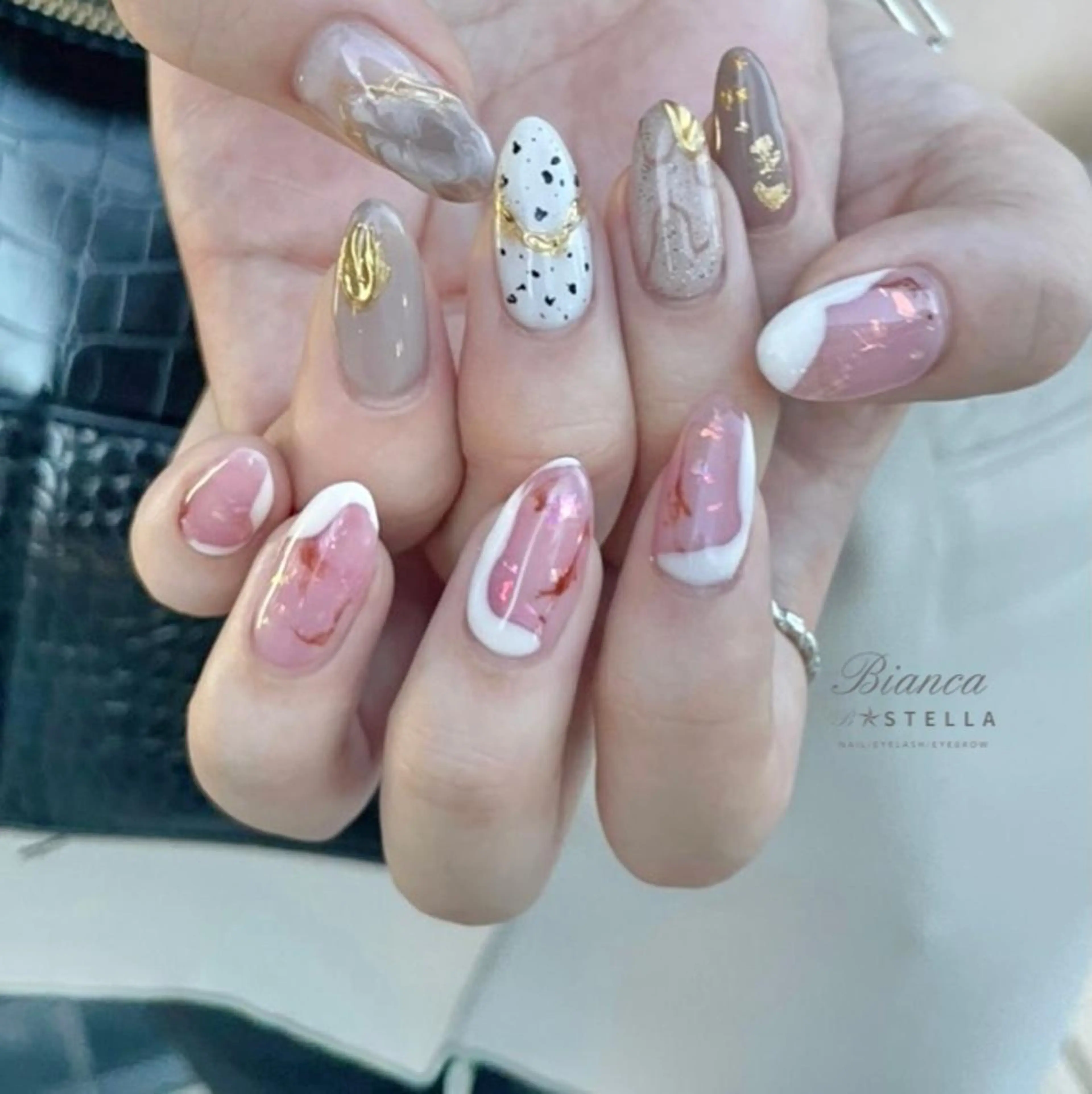 ネイル Mojyam nail所属・松本 実咲のネイルデザイン
