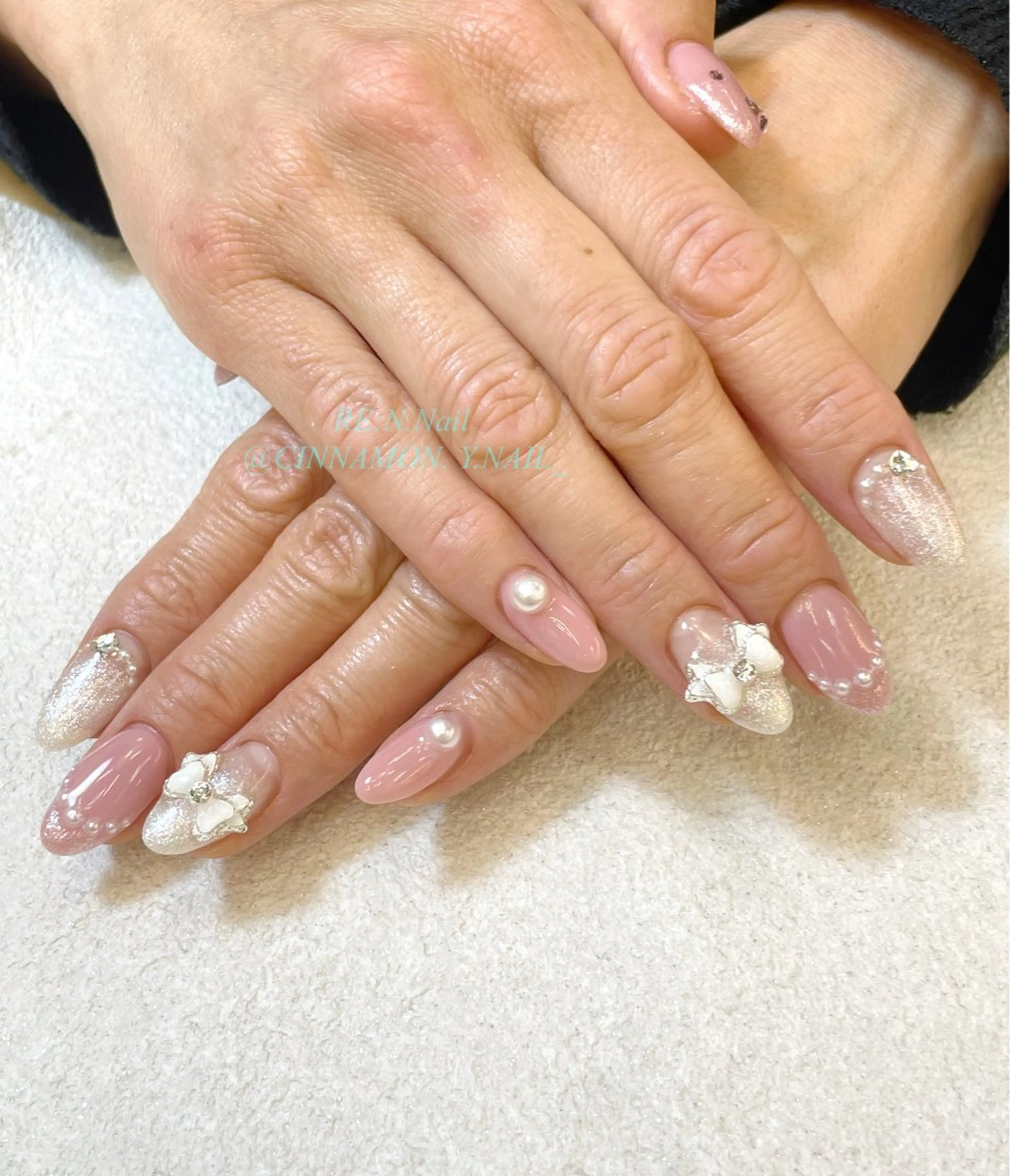 ネイル ハンドネイル Yuna🩵 RE:N.Nailのネイルデザイン