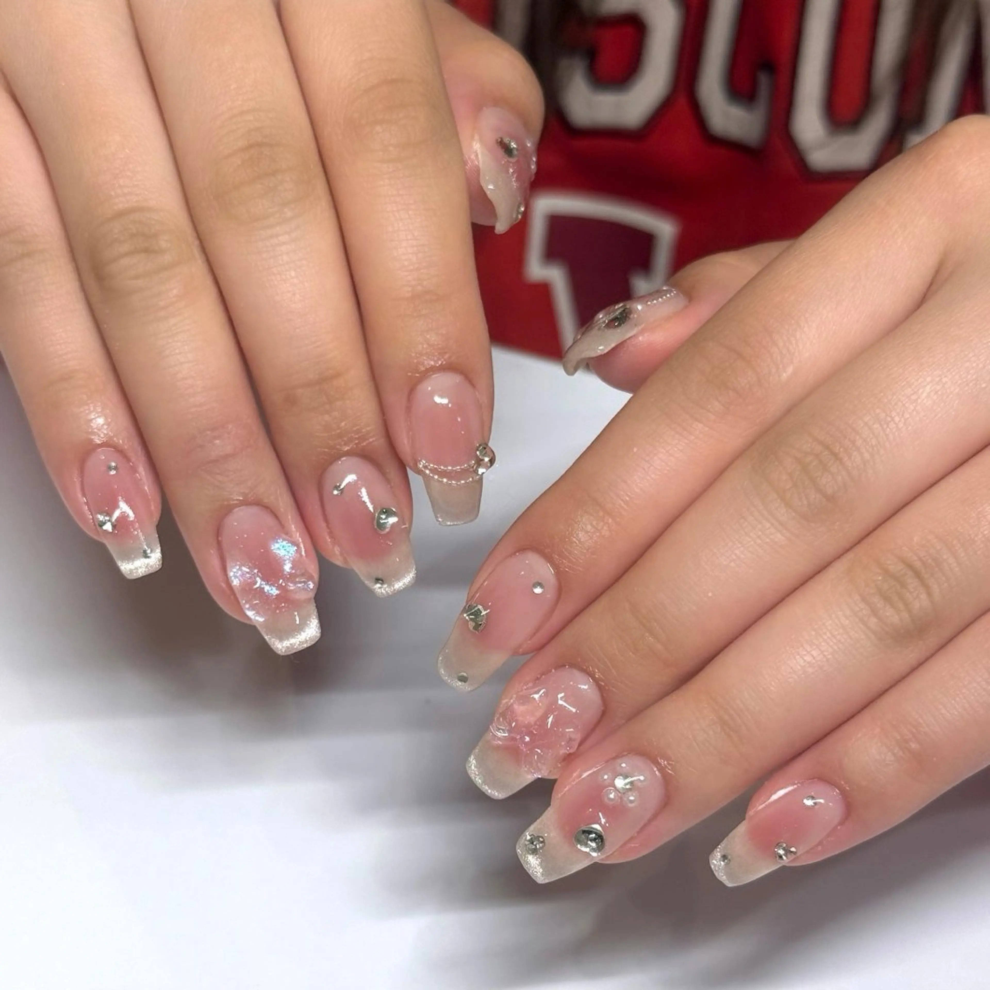 ネイル 𝘉𝘢𝘣𝘦𝘭 𝘜𝘮𝘪のネイルデザイン