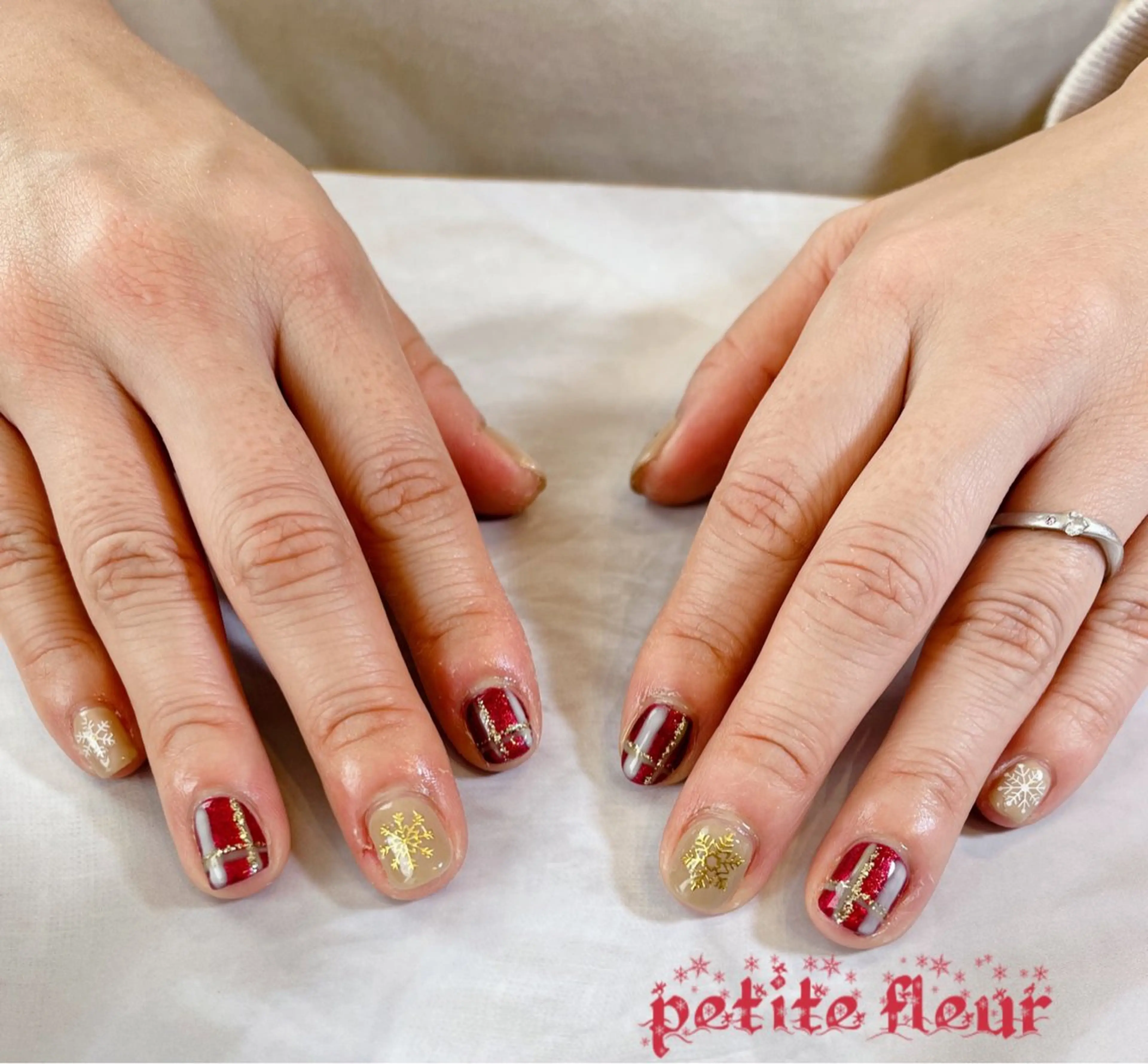 ネイル ハンドネイル ビューティーサロン プチフルールのネイルデザイン