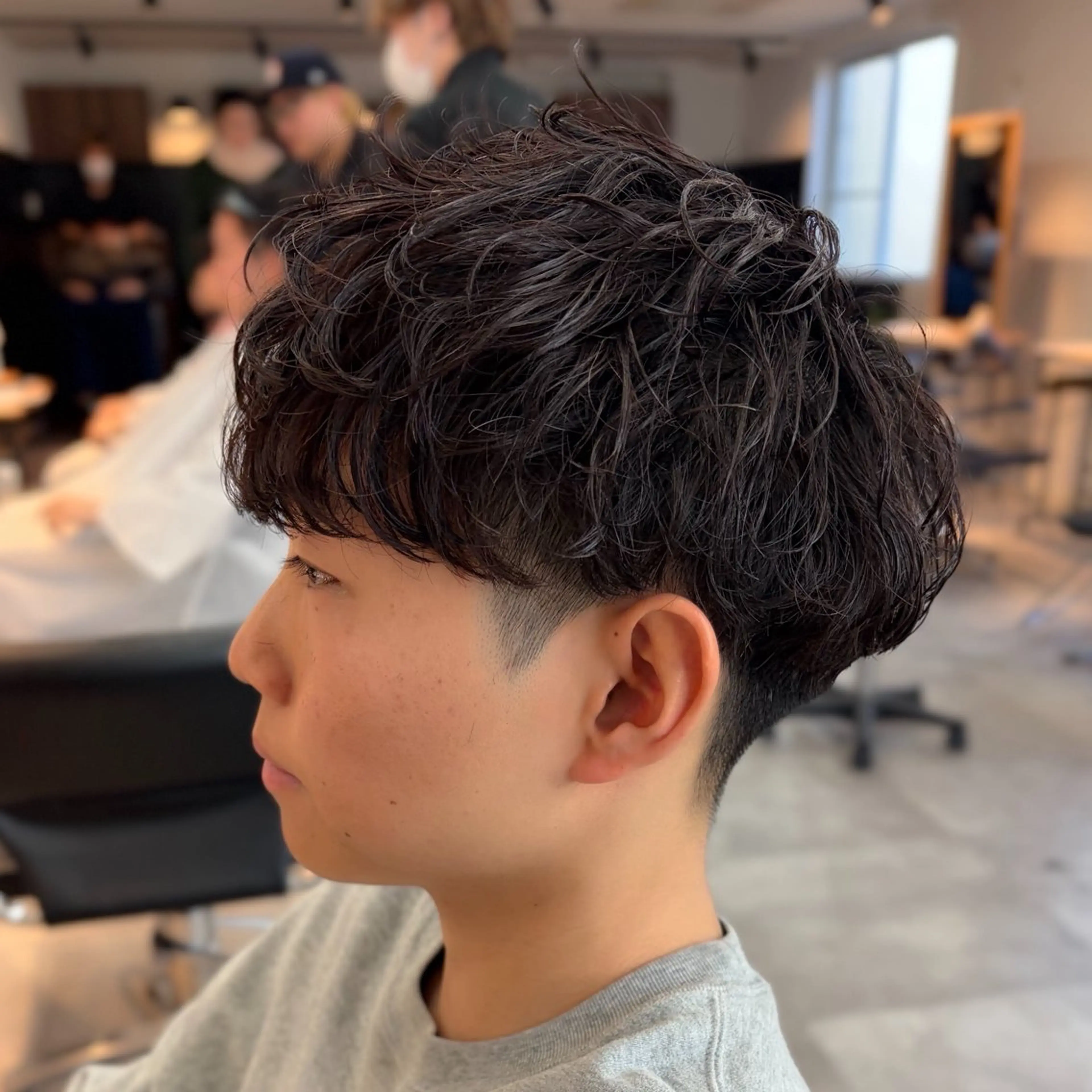 パーマ メンズ マッシュ メンズパーマ 刈り上げ カット パーマ 男の理想を叶える🔥 メンズパーマ特化｜関のヘアスタイル