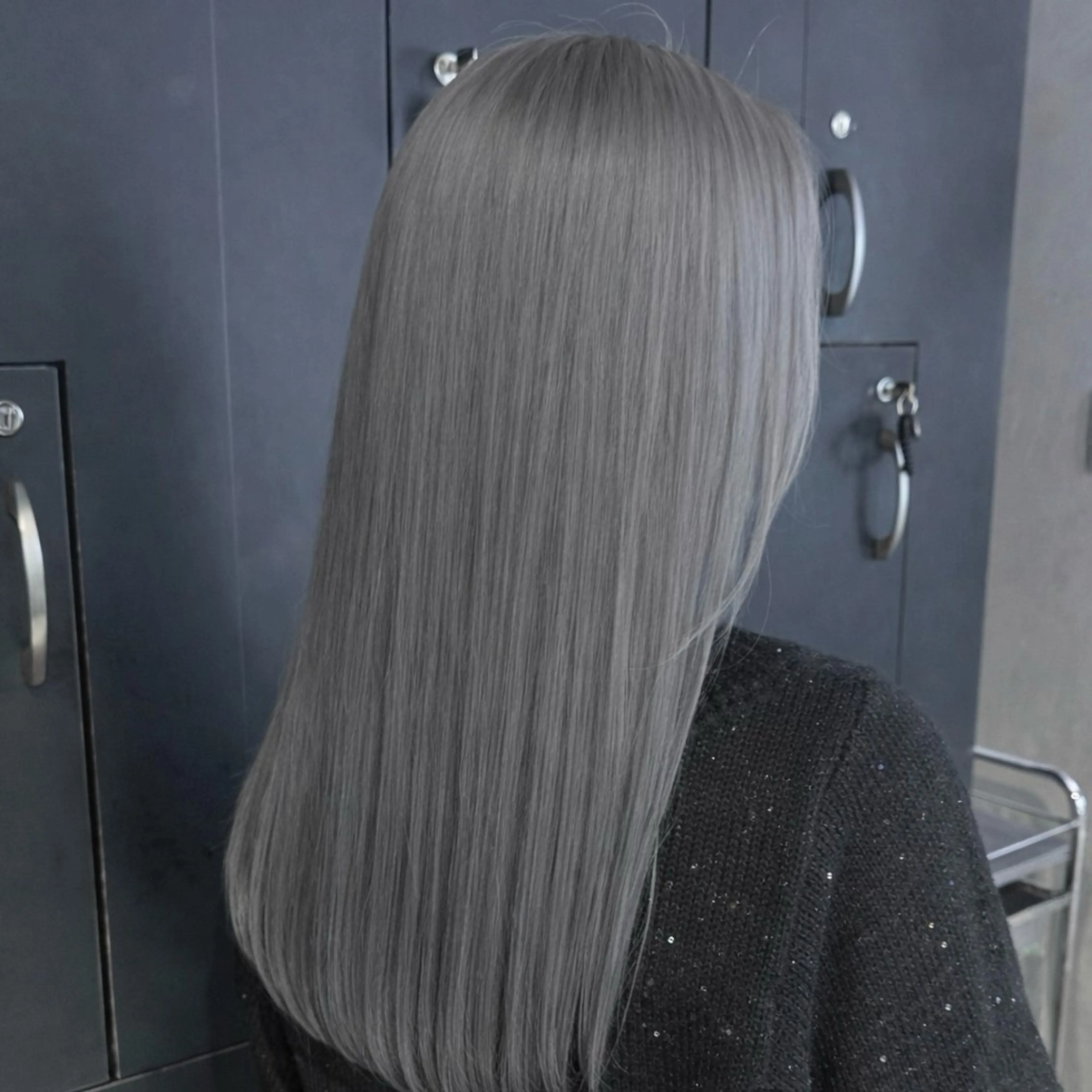 ロング カラー ヘアカラー トリートメント 💫色落ちまで可愛い ブリーチ💫ユウゴのヘアスタイル