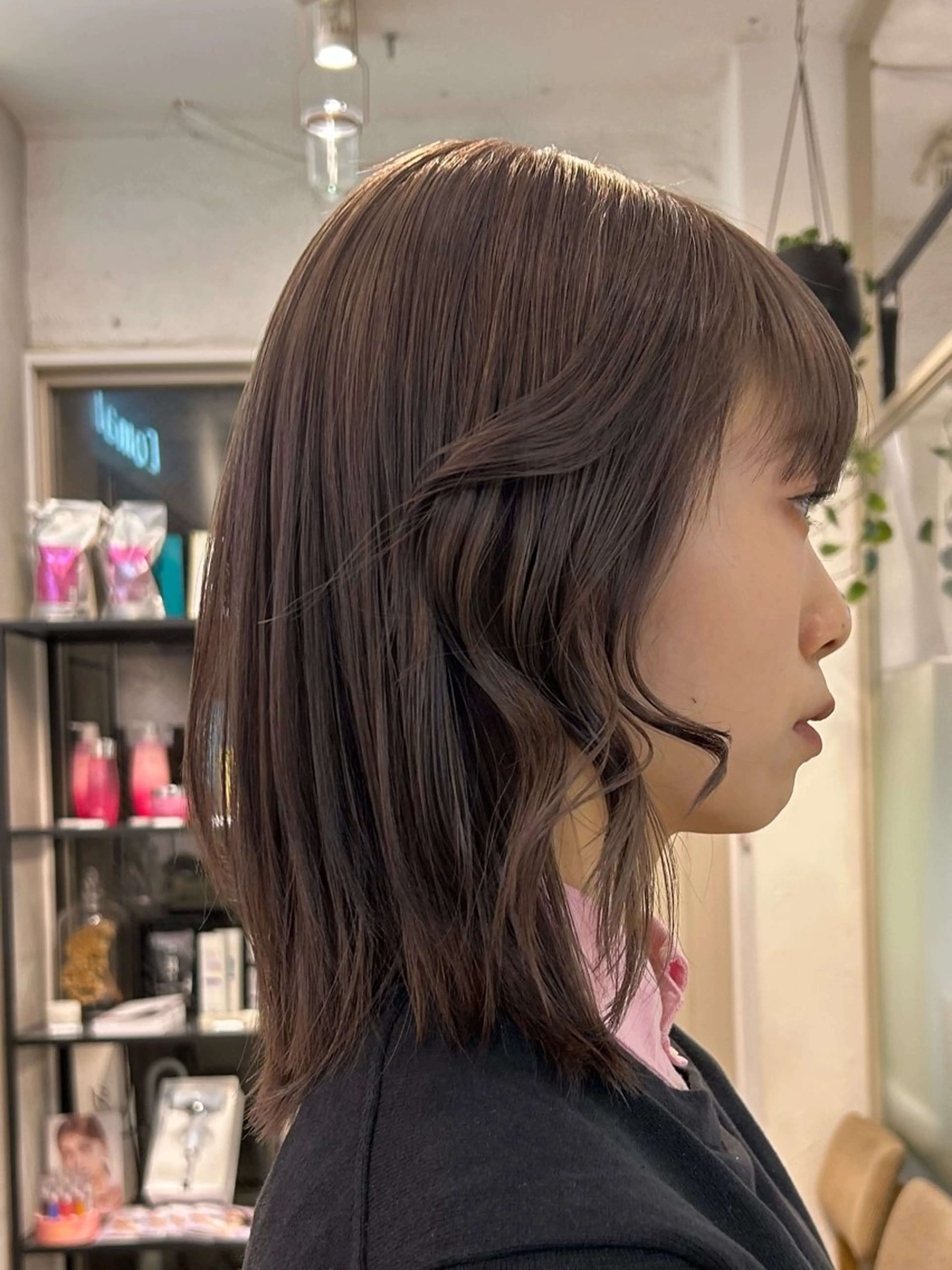 ミディアム カラー ヘアカラー トリートメント moeka 表参道のヘアスタイル