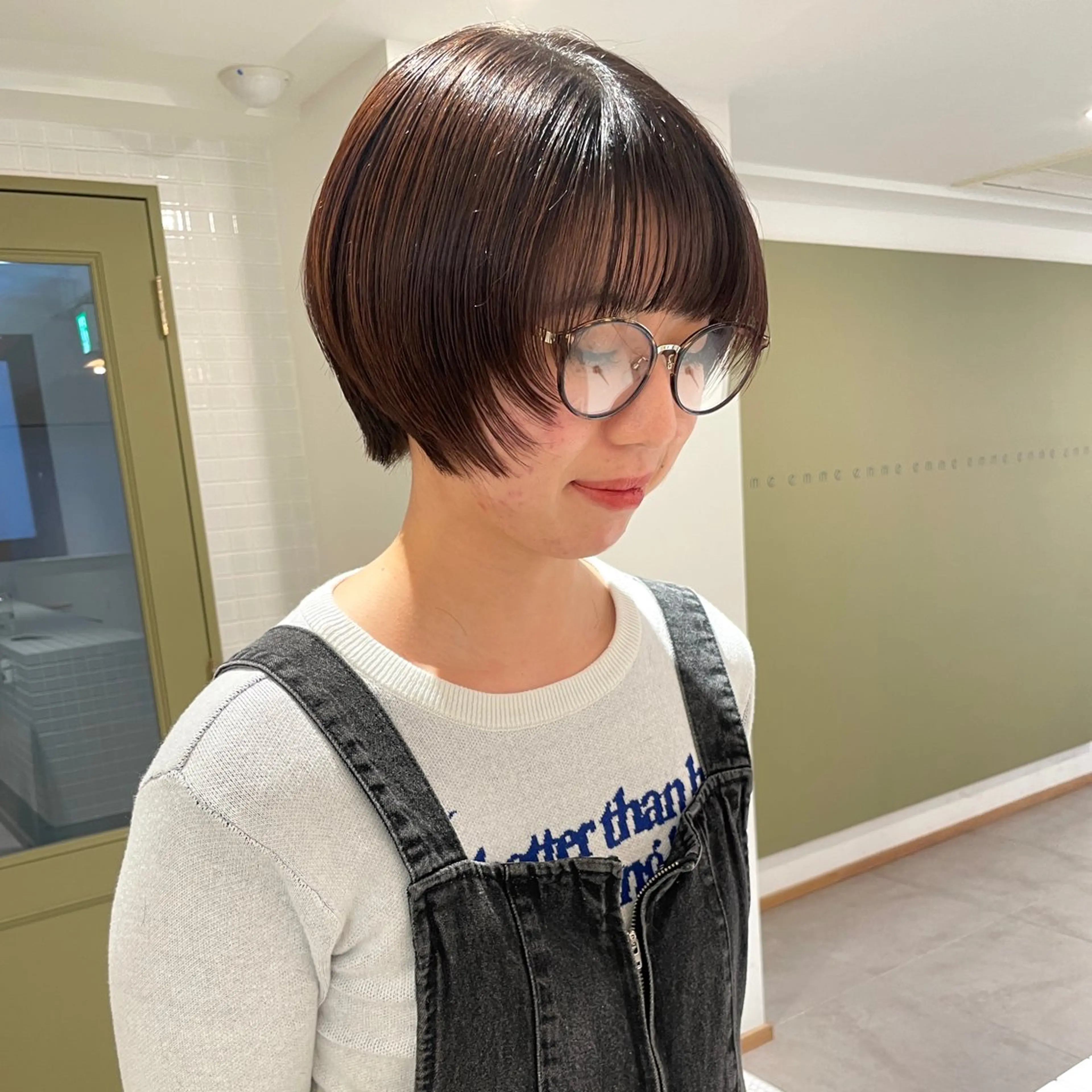 ショート 顔周りカット レイヤーカット ショートヘア カット 🎯🦖ʜᴀɴᴀ /ᴇᴍᴍᴇ 🌷🥤のヘアスタイル