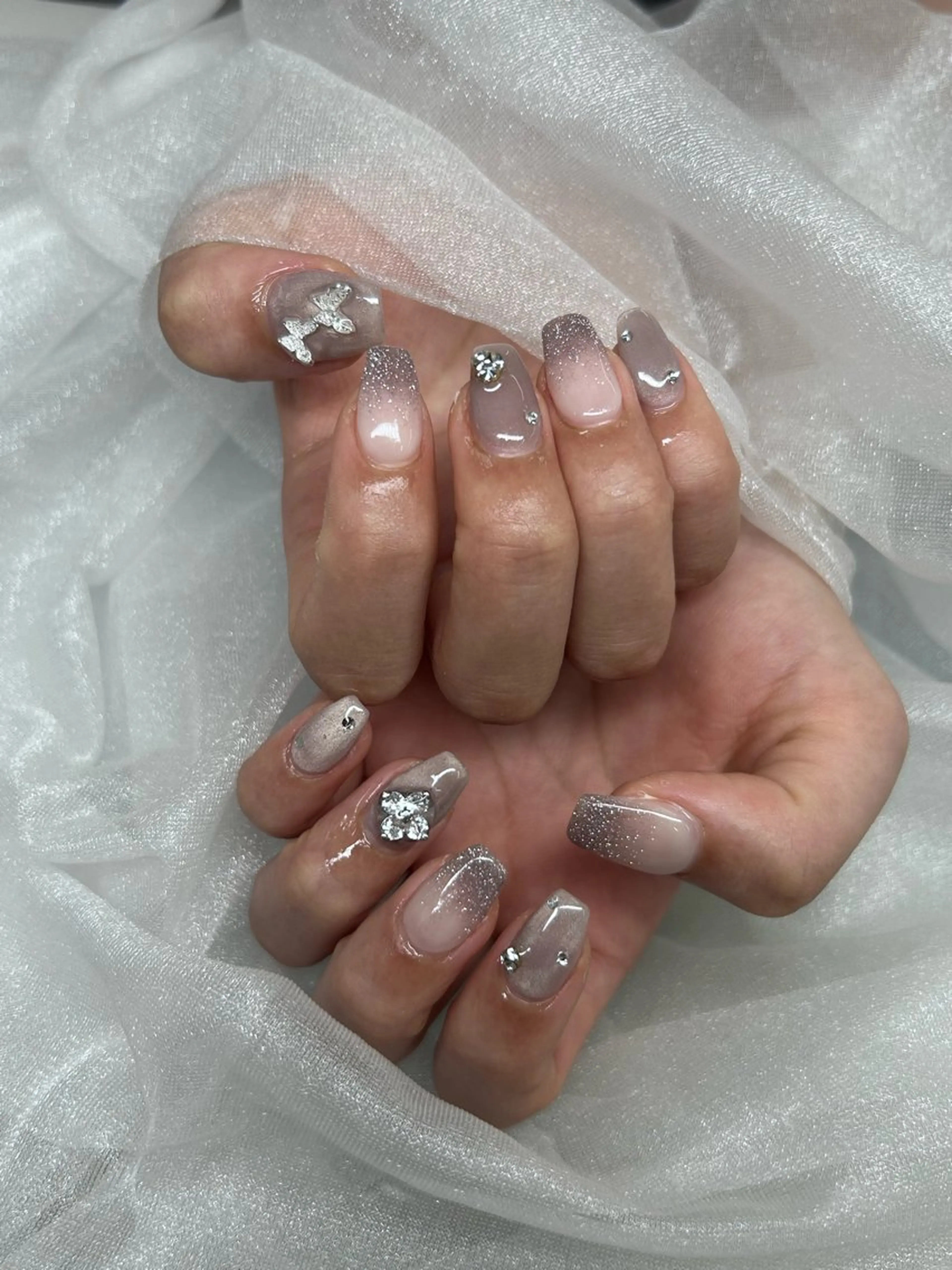 ネイル 持ち込み 加藤 楓子のネイルデザイン