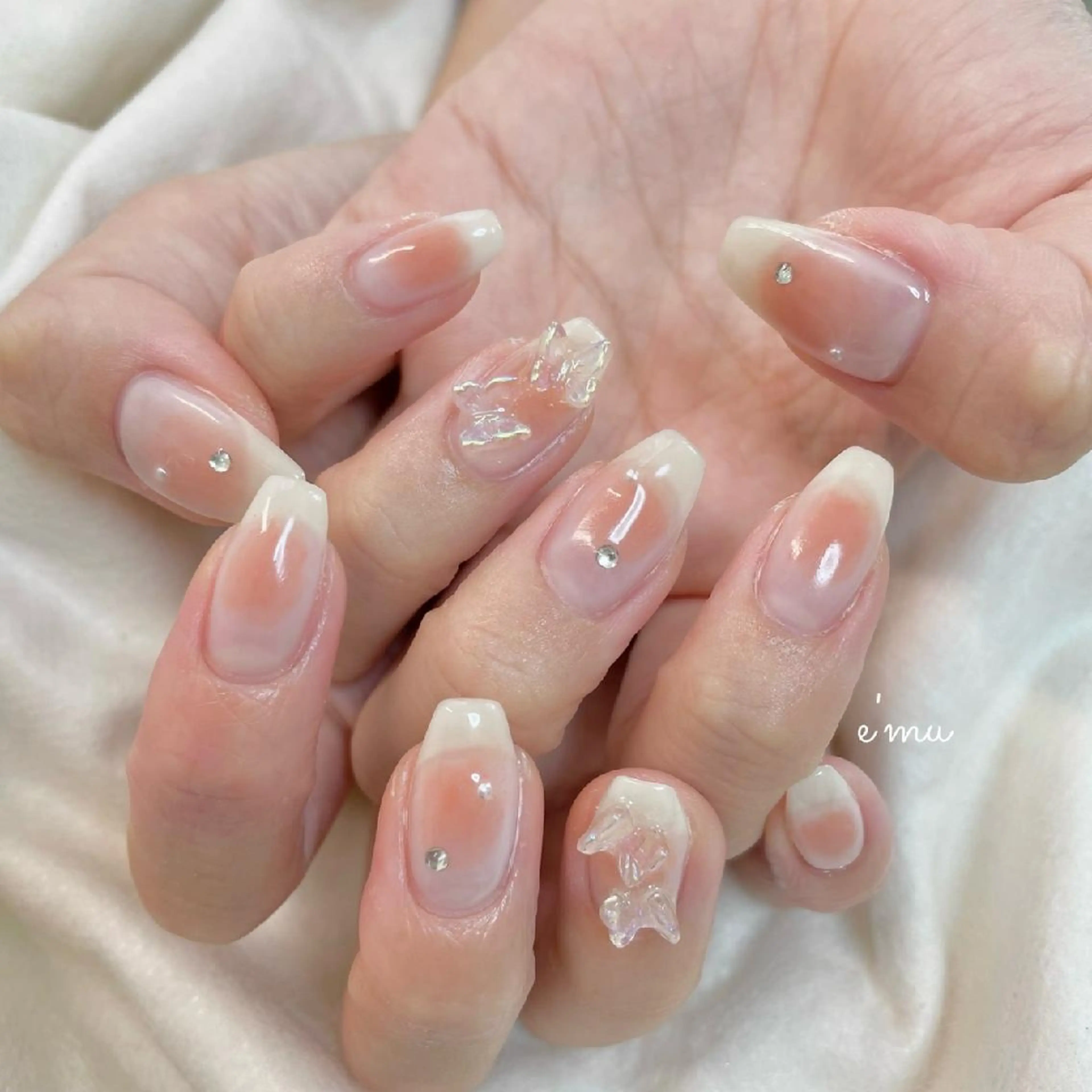 ネイル チークネイル nail salon e'mu💐のネイルデザイン