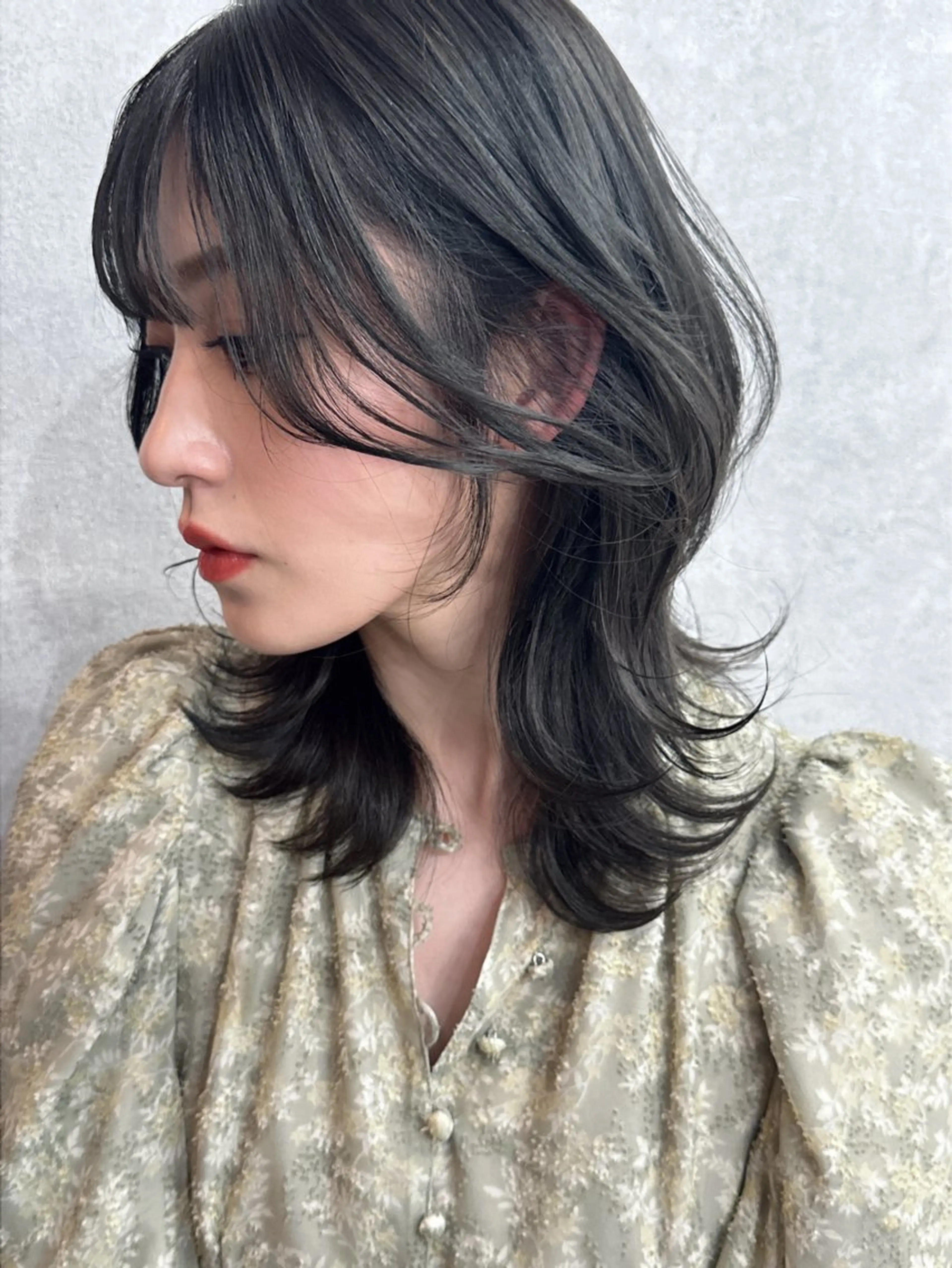 ミディアム カラー ボブレイヤー ミディアムレイヤー ボブ 顔まわりレイヤー 顔周りカット AiM エイム　韓国レイヤーのヘアスタイル