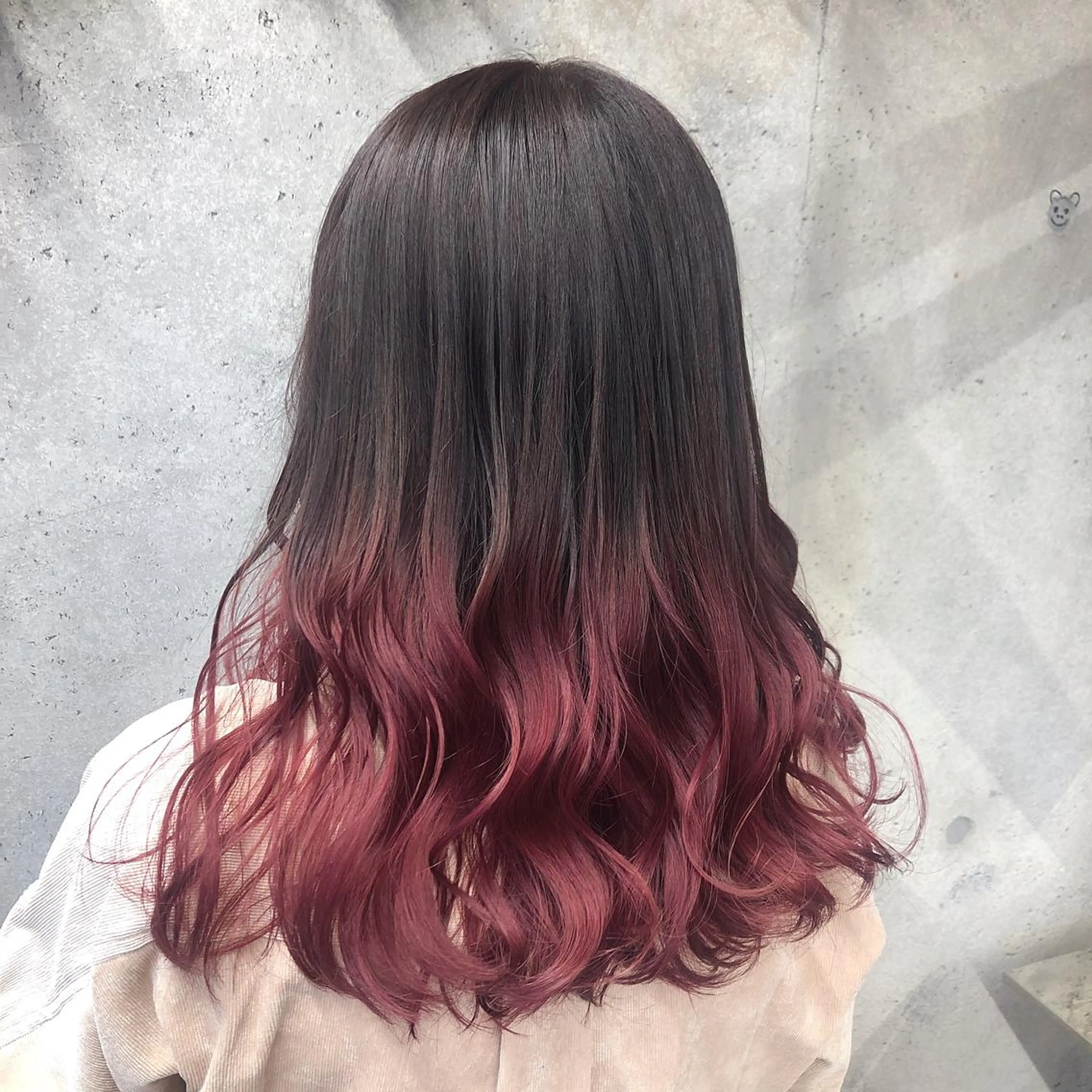 ロング カラー wakana 【ブリーチカラー】のヘアスタイル