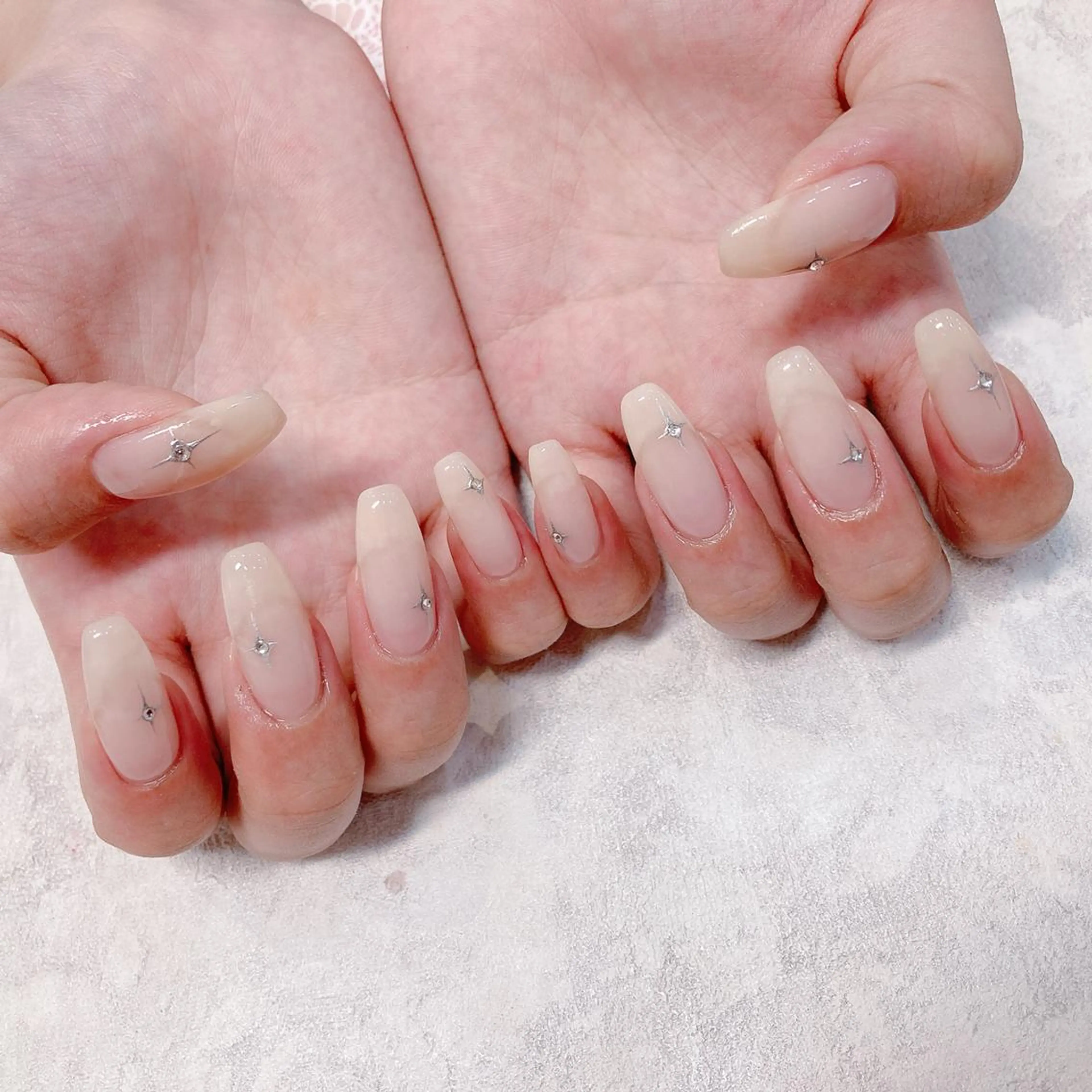 ネイル バニーアイズ　ネイル ニューオータニ博多店のネイルデザイン