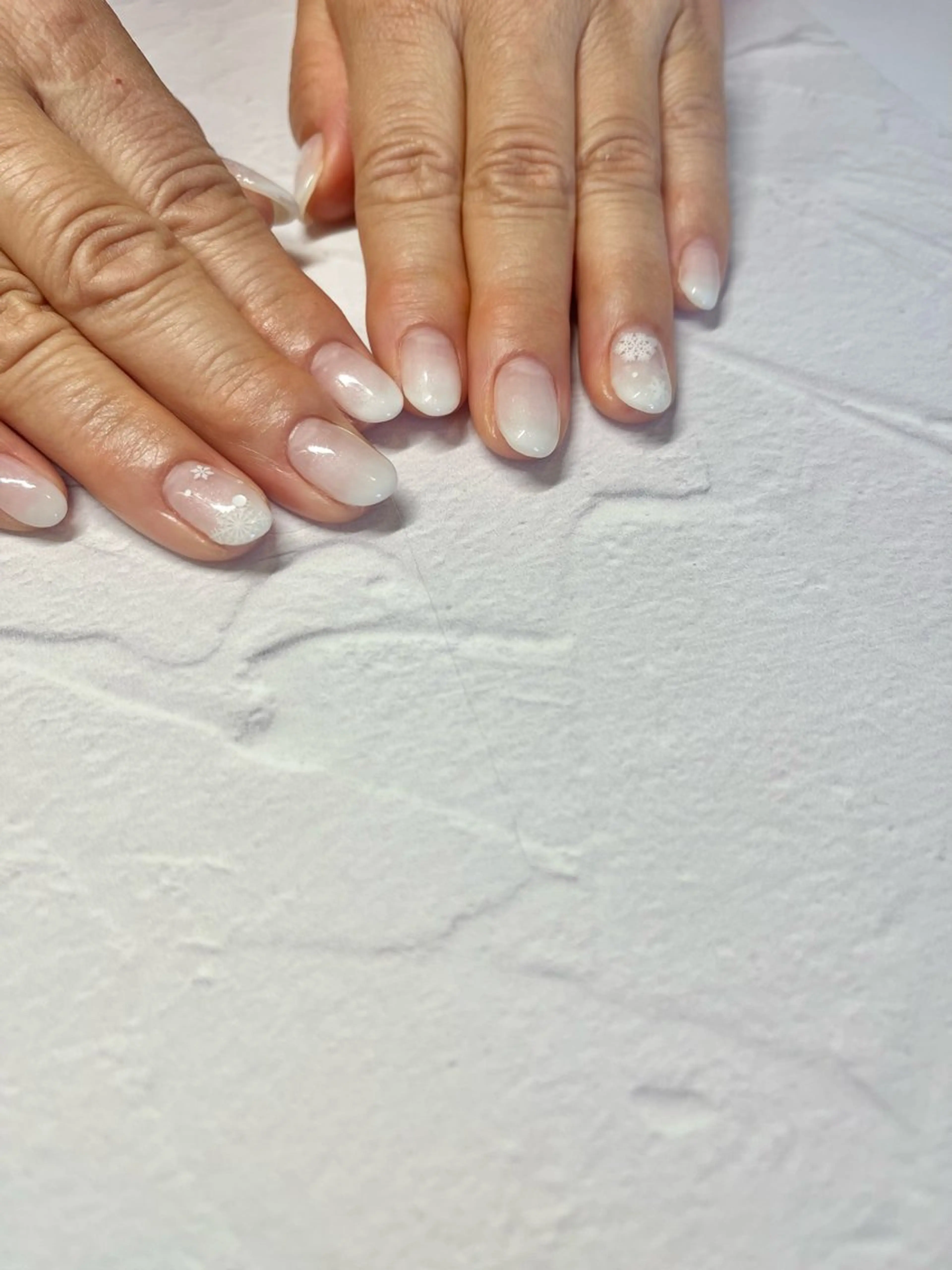 ネイル ハンドネイル li___nail 31のネイルデザイン