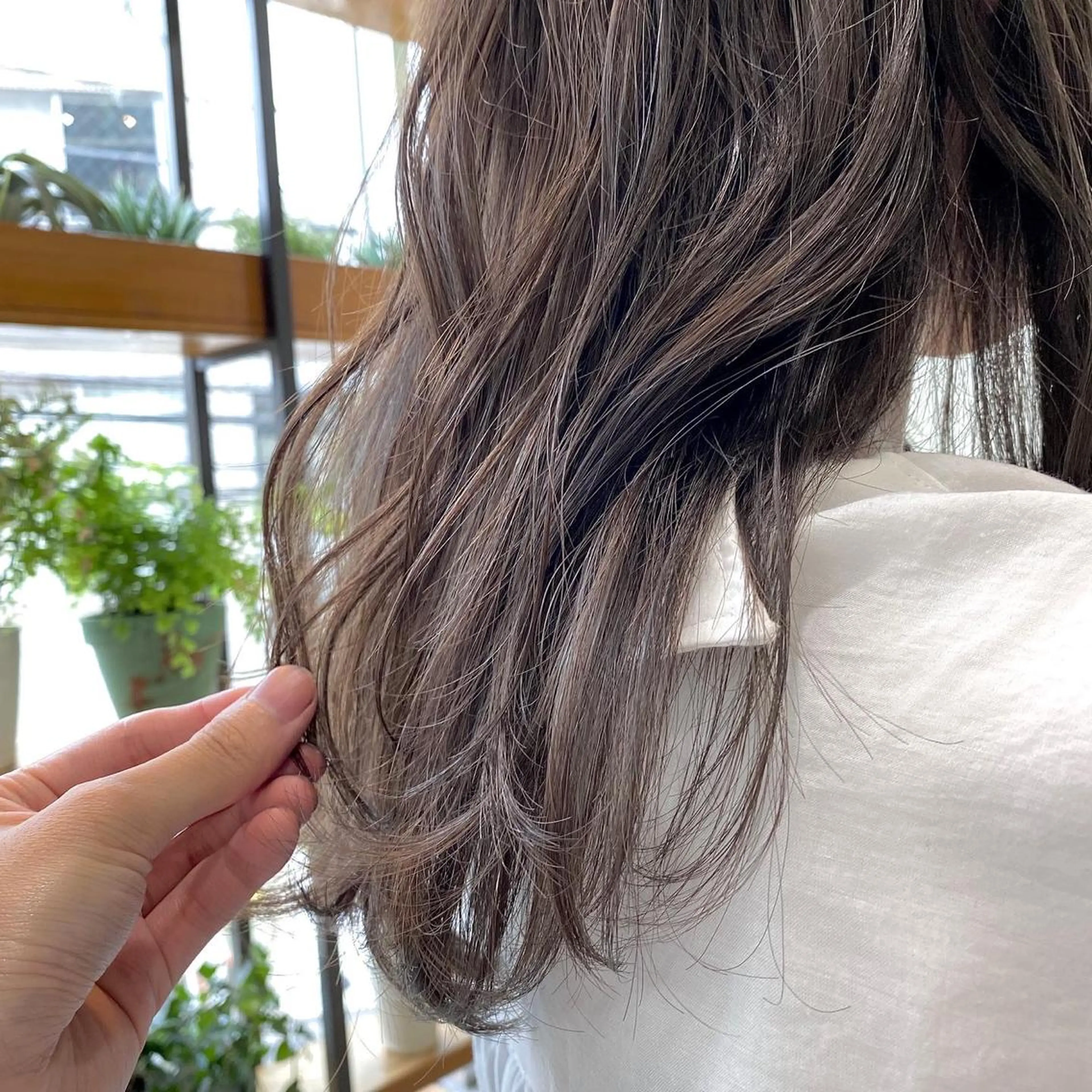 セミロング カラー ヘアアレンジ カット ヘアカラー トリートメント ヘッドスパ 【ダメージレス施術】 【透明感】北村 拓也のヘアスタイル