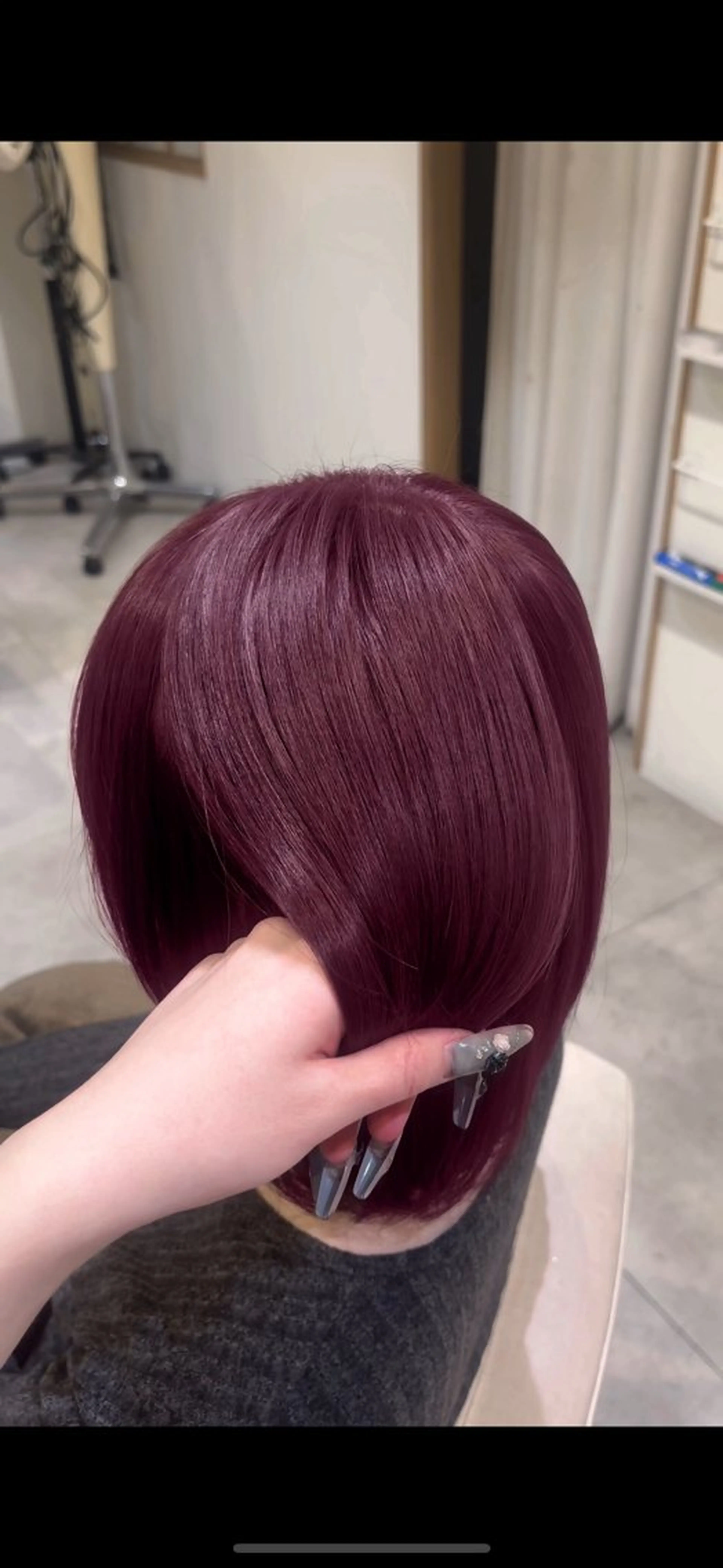 ミディアム ヘアカラー 名嘉 穂乃花のヘアスタイル