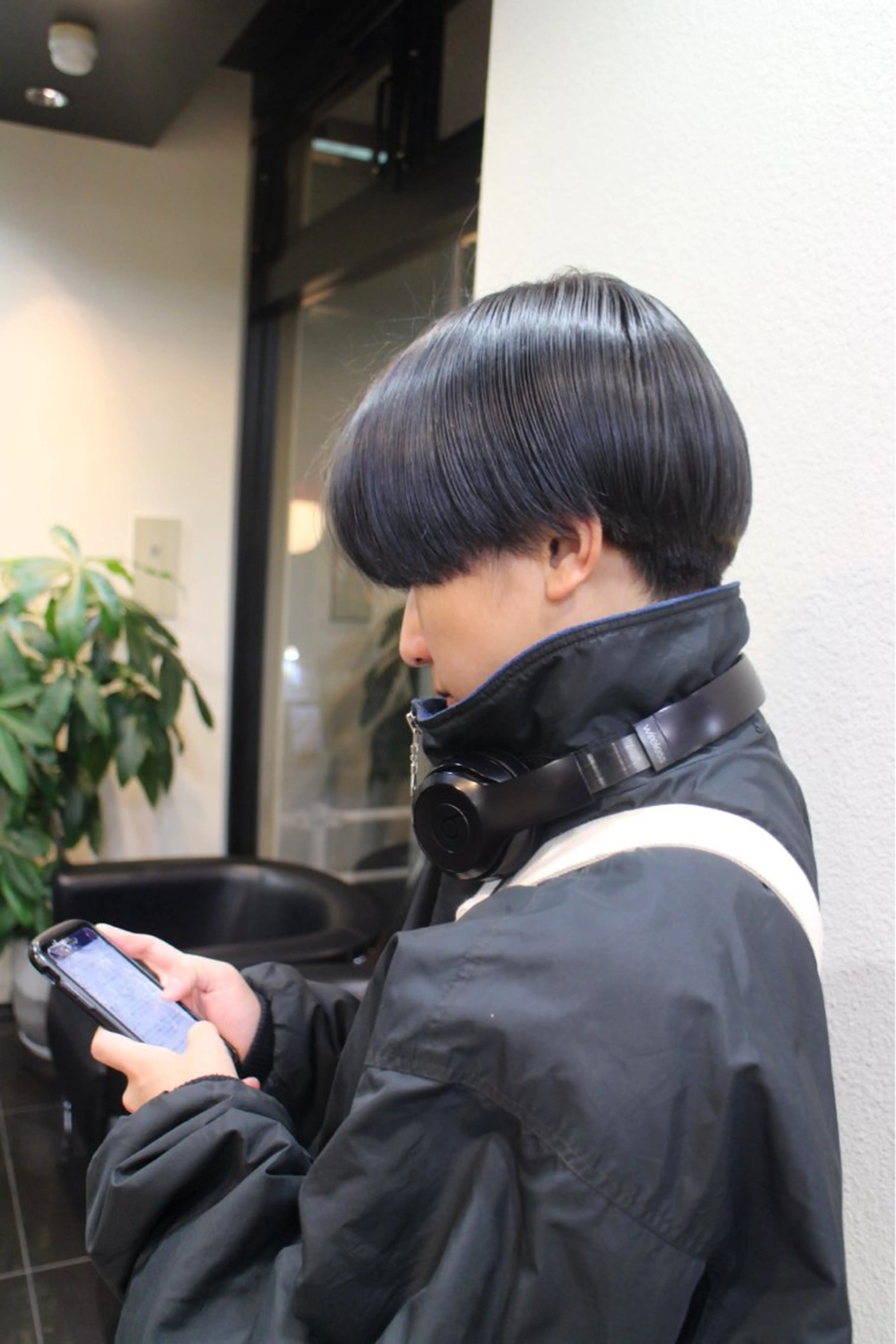 ショート カラー カーリーパーマ/ 透明ｶﾗｰ/MIKUのヘアスタイル