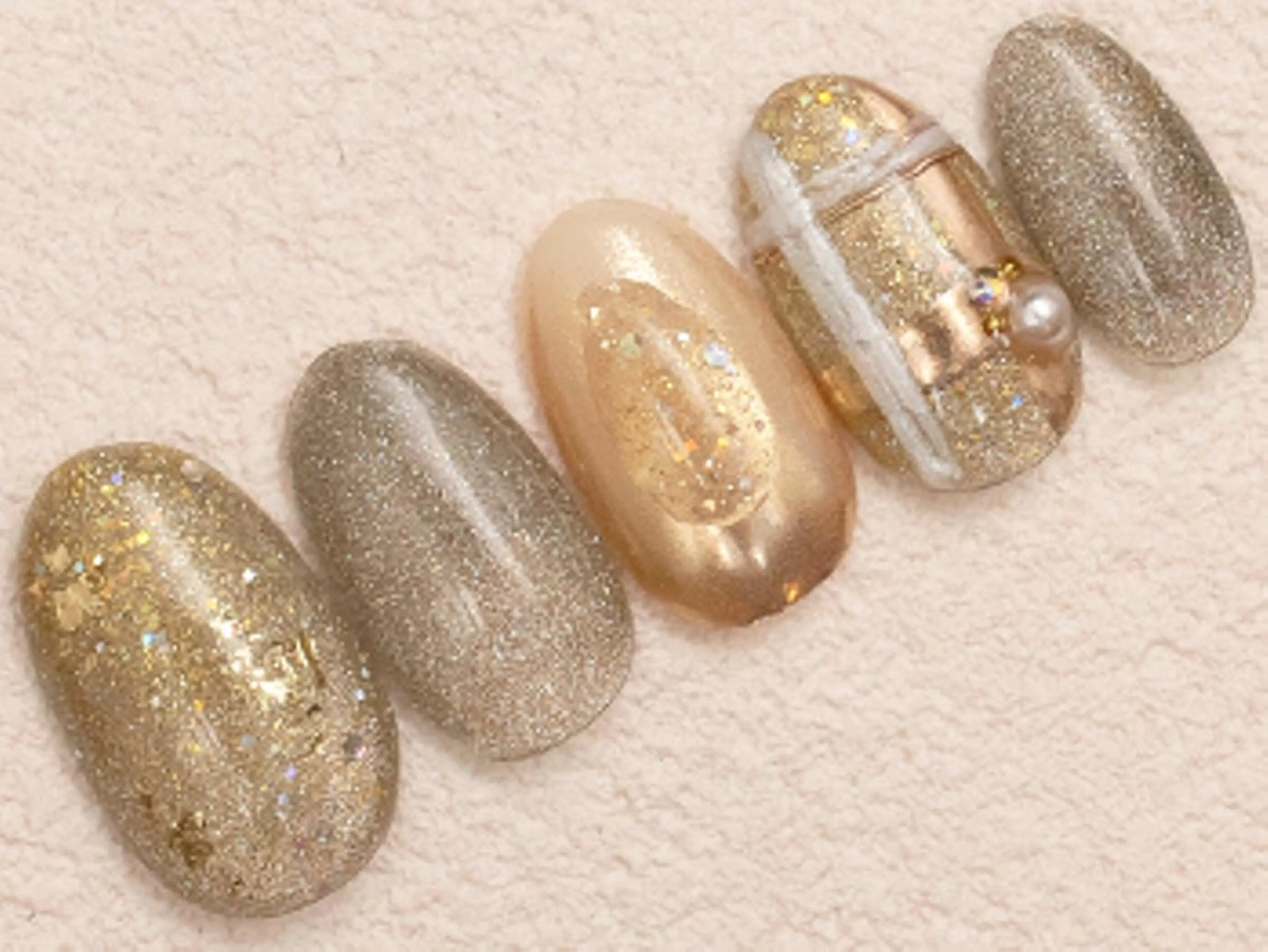 🌟オフ有〉ゴールドsetの写真