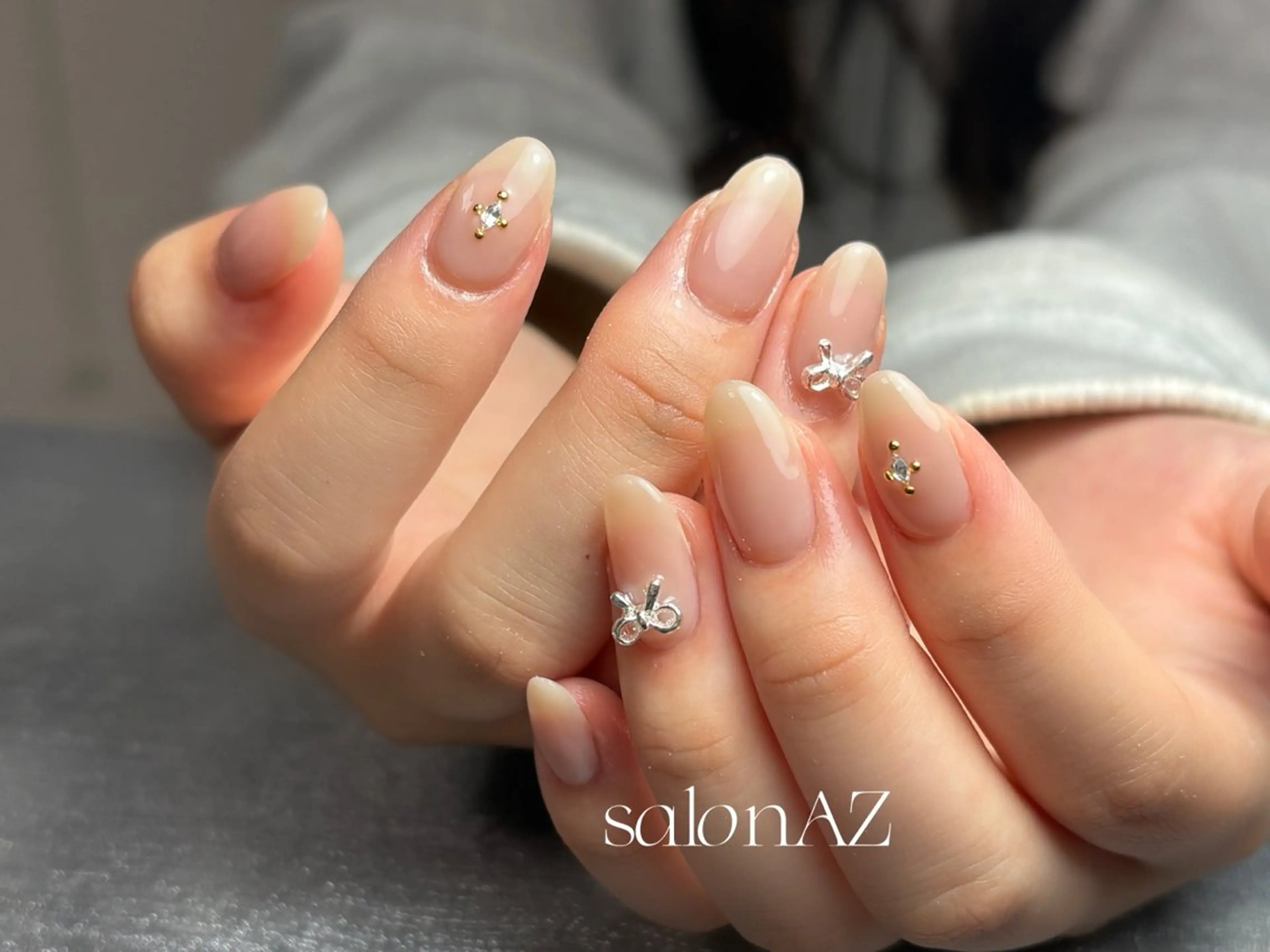 ネイル 長さ出し フットネイル フレンチネイル ジェルネイル マグネットネイル salon AZのネイルデザイン