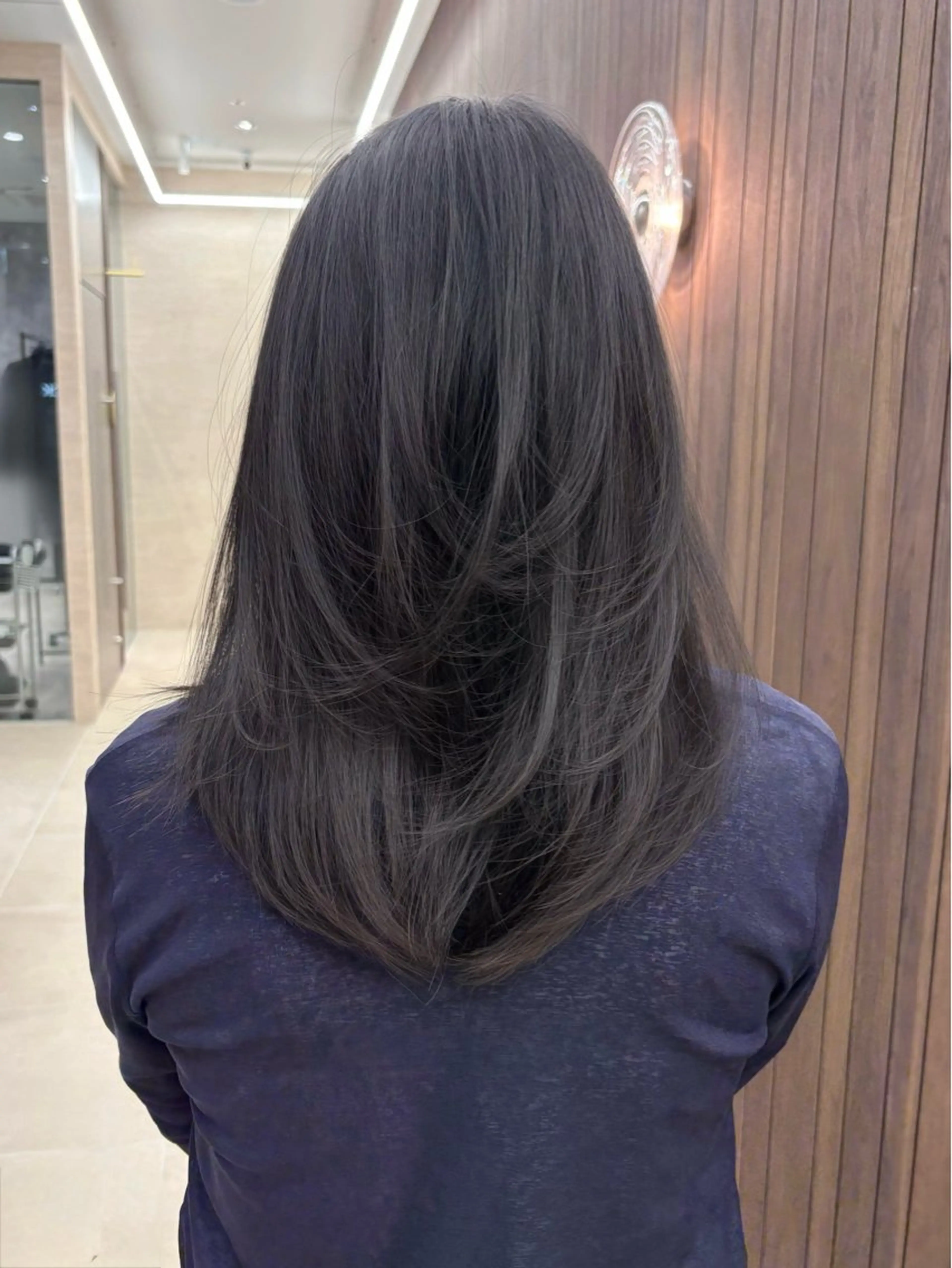 セミロング カラー 透明感カラー レイヤーカット カット ヘアカラー トリートメント PULSE yokohama所属・横浜駅/韓国レイヤー カット/髪質改善のヘアスタイル