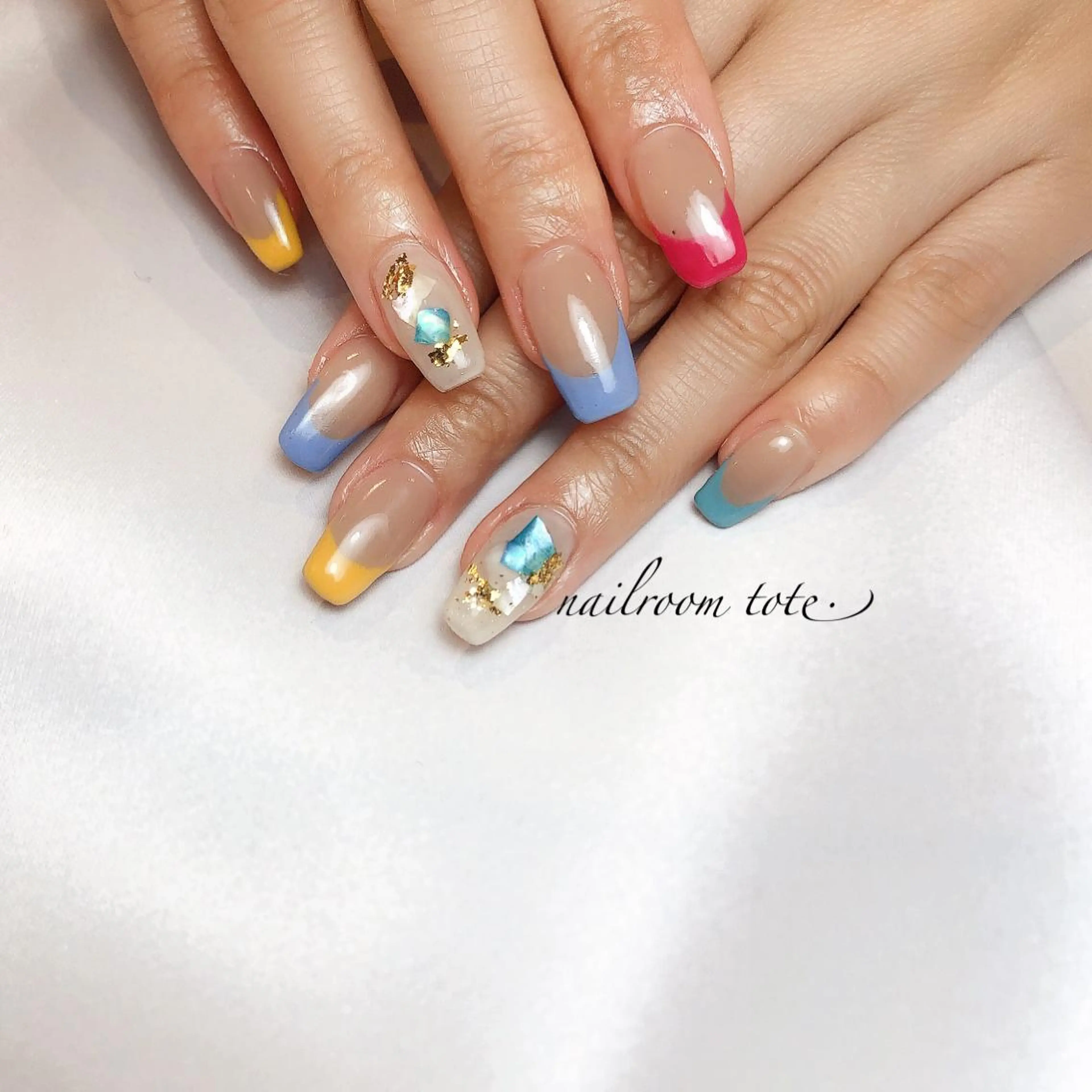 ネイル nailstudio ′ecole所属・nailstudio ′ecoleのネイルデザイン