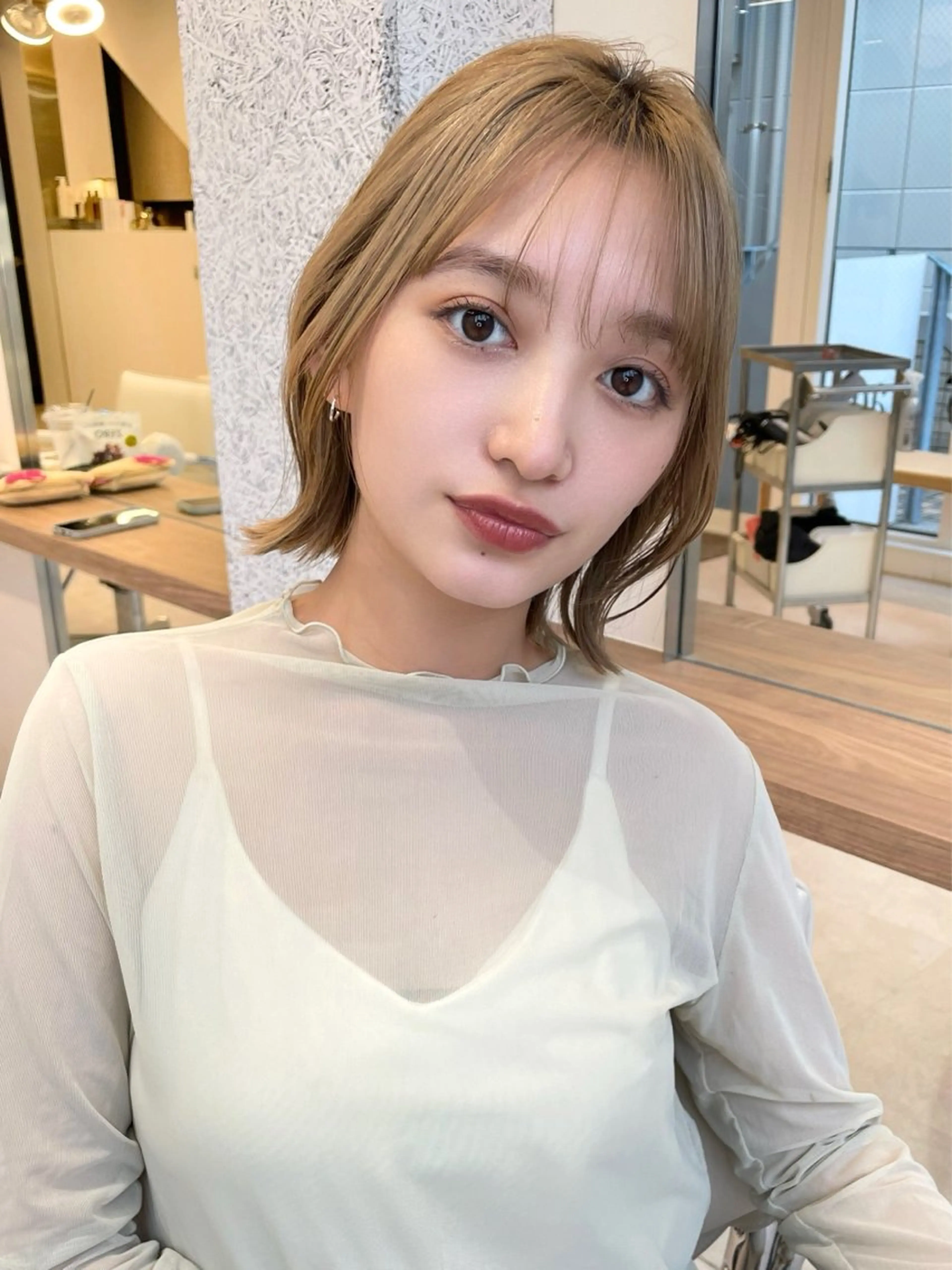 ショート ボブレイヤー ボブ くびれヘア 韓国風ヘア レイヤーカット カット ヘアカラー 結べるレイヤーボブ くびれLady表参道のヘアスタイル