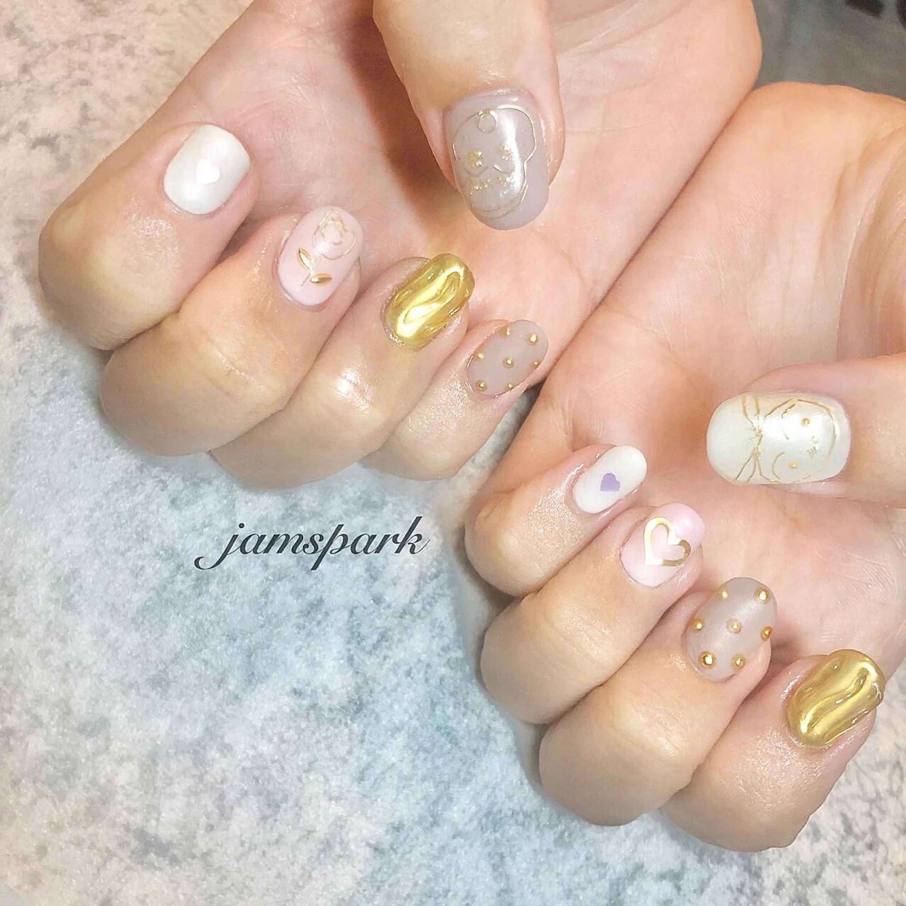 ネイル アートネイル ジェルネイル ゴールド マットネイル ミラーネイル ハンドネイル jamspark ✨のネイルデザイン