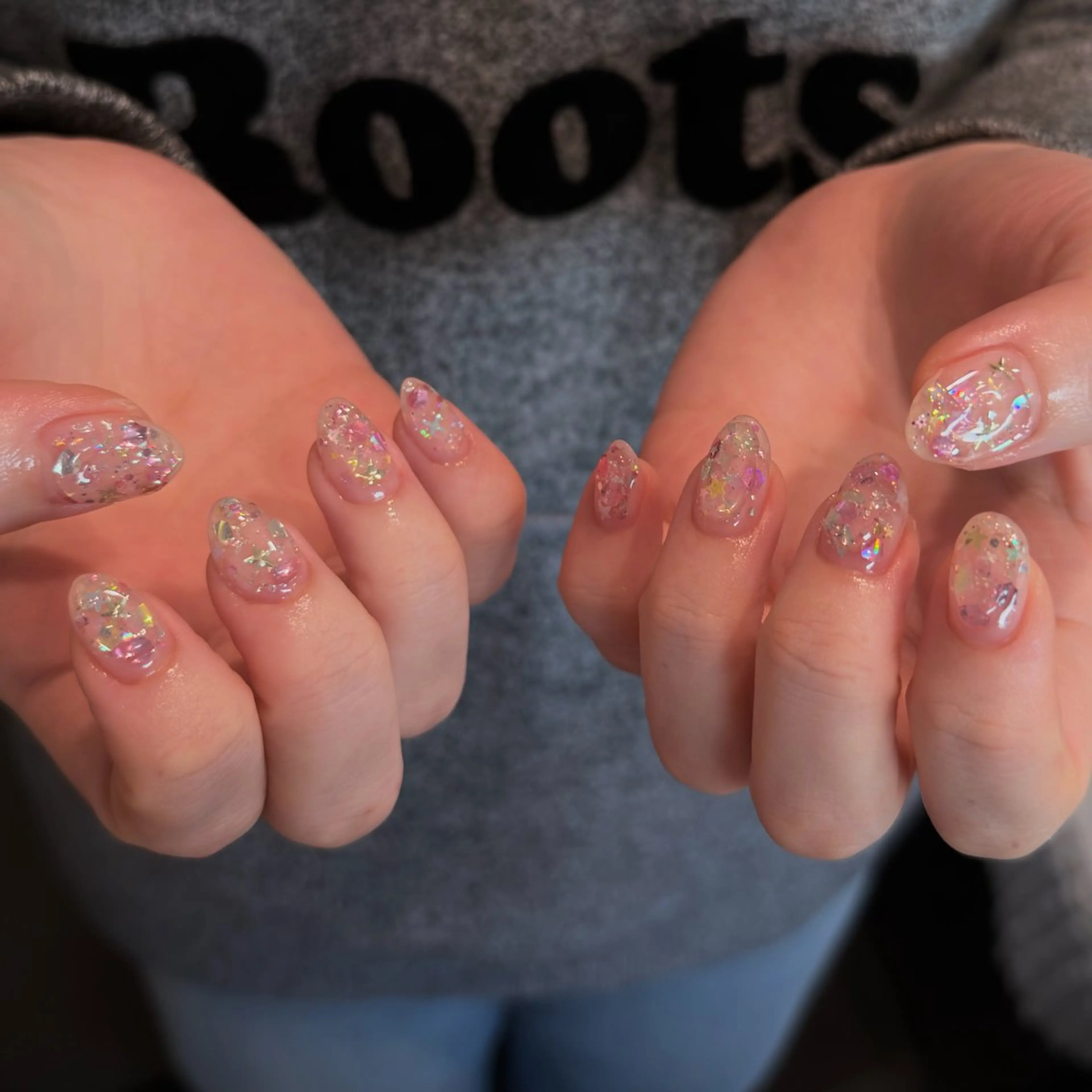 ネイル ハンドネイル 🎀 Hiyubi._.nail 🫧所属・🎀フェイ フェイ🫧💗のネイルデザイン