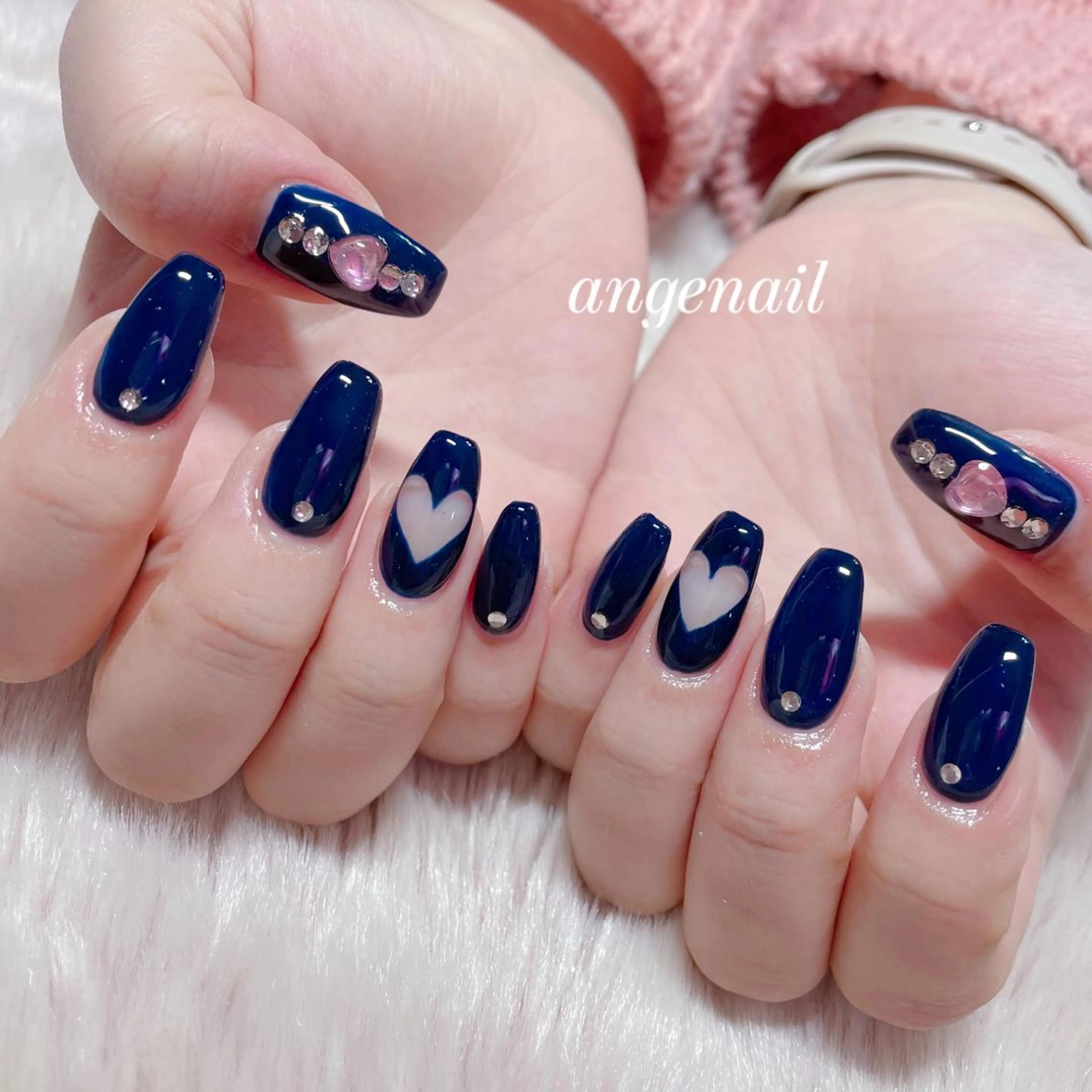 ネイル ハンドネイル オーナーネイリスト MAKIのネイルデザイン